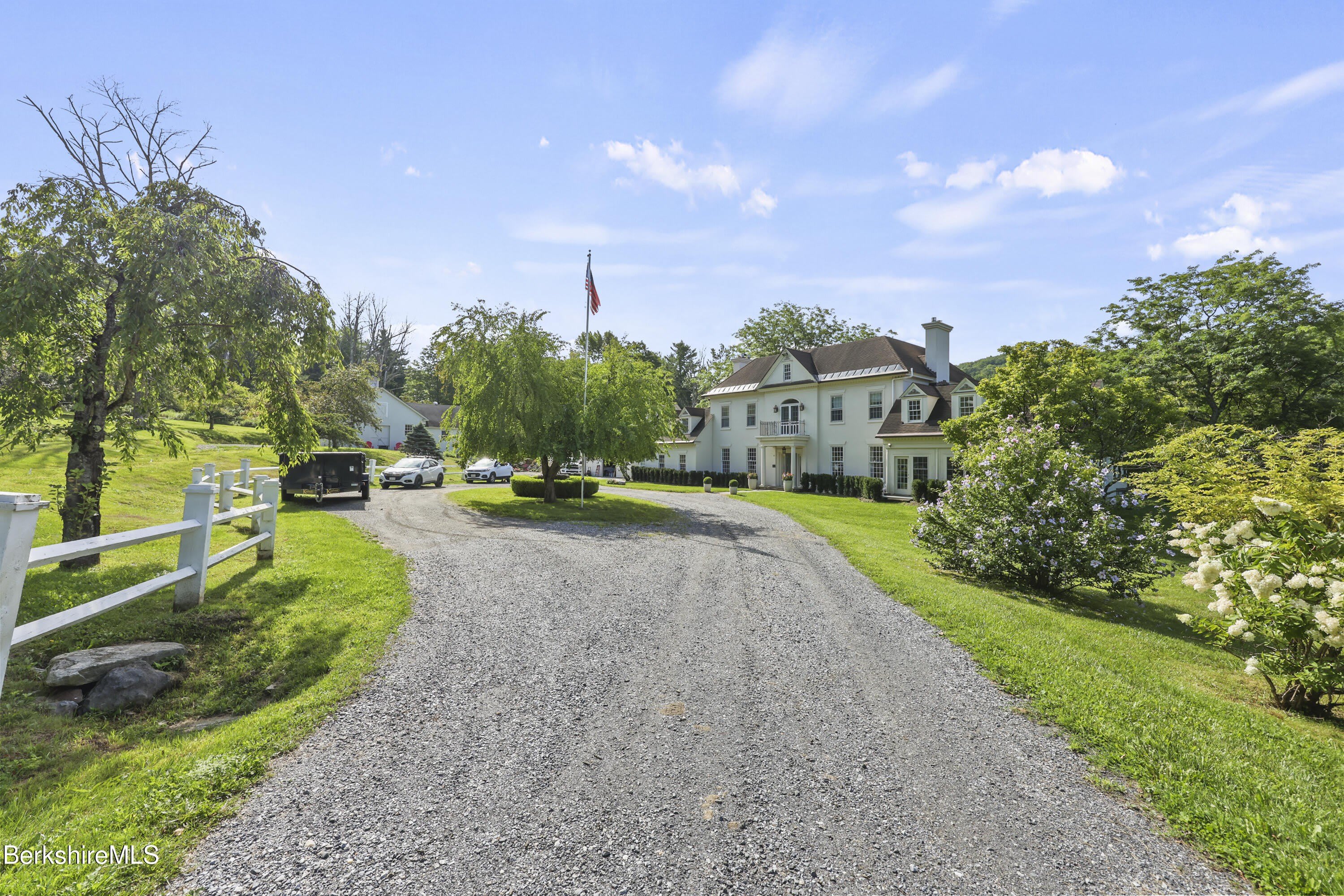 55 Maple Hill Rd – photo 2