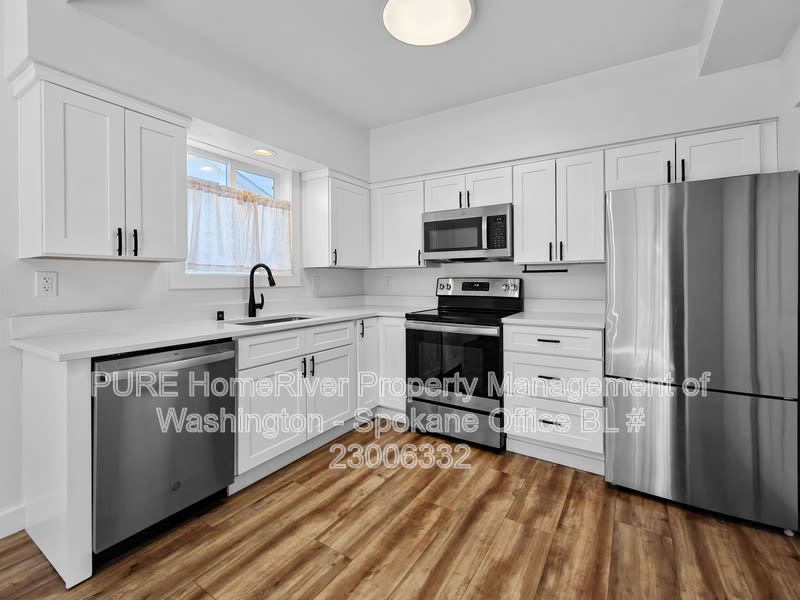 1202 S Russell St – photo 2