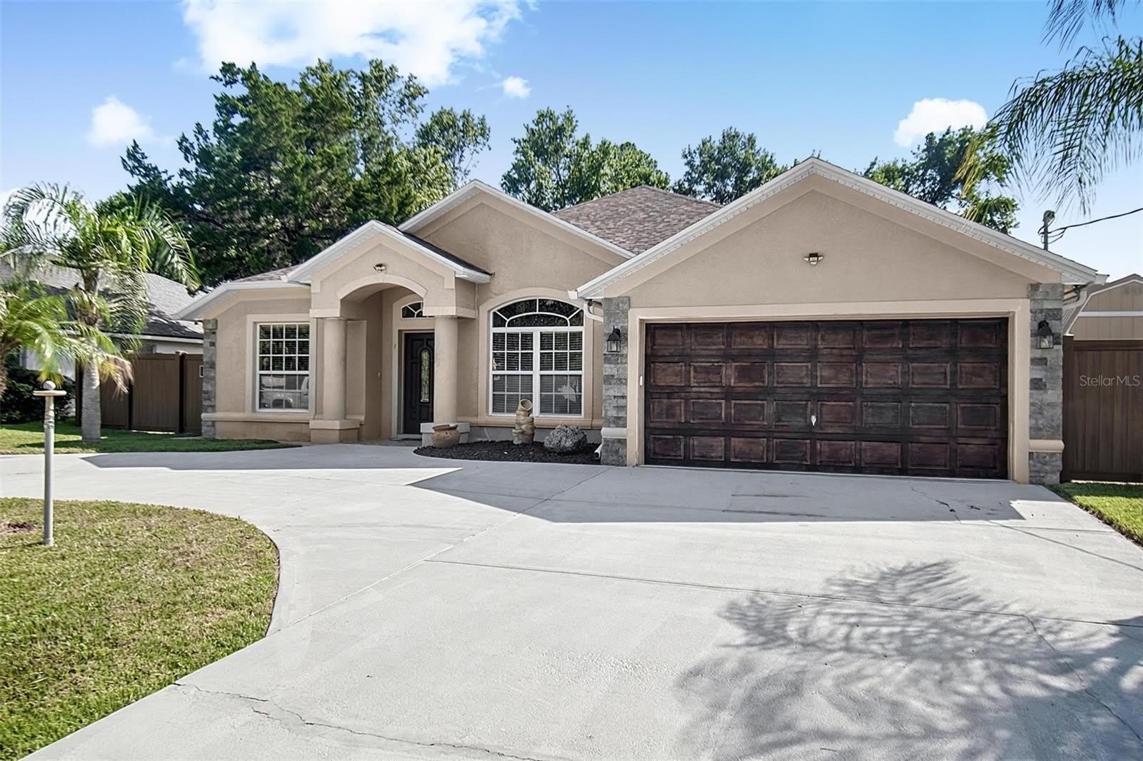 61 FRANCIS LN – photo 1