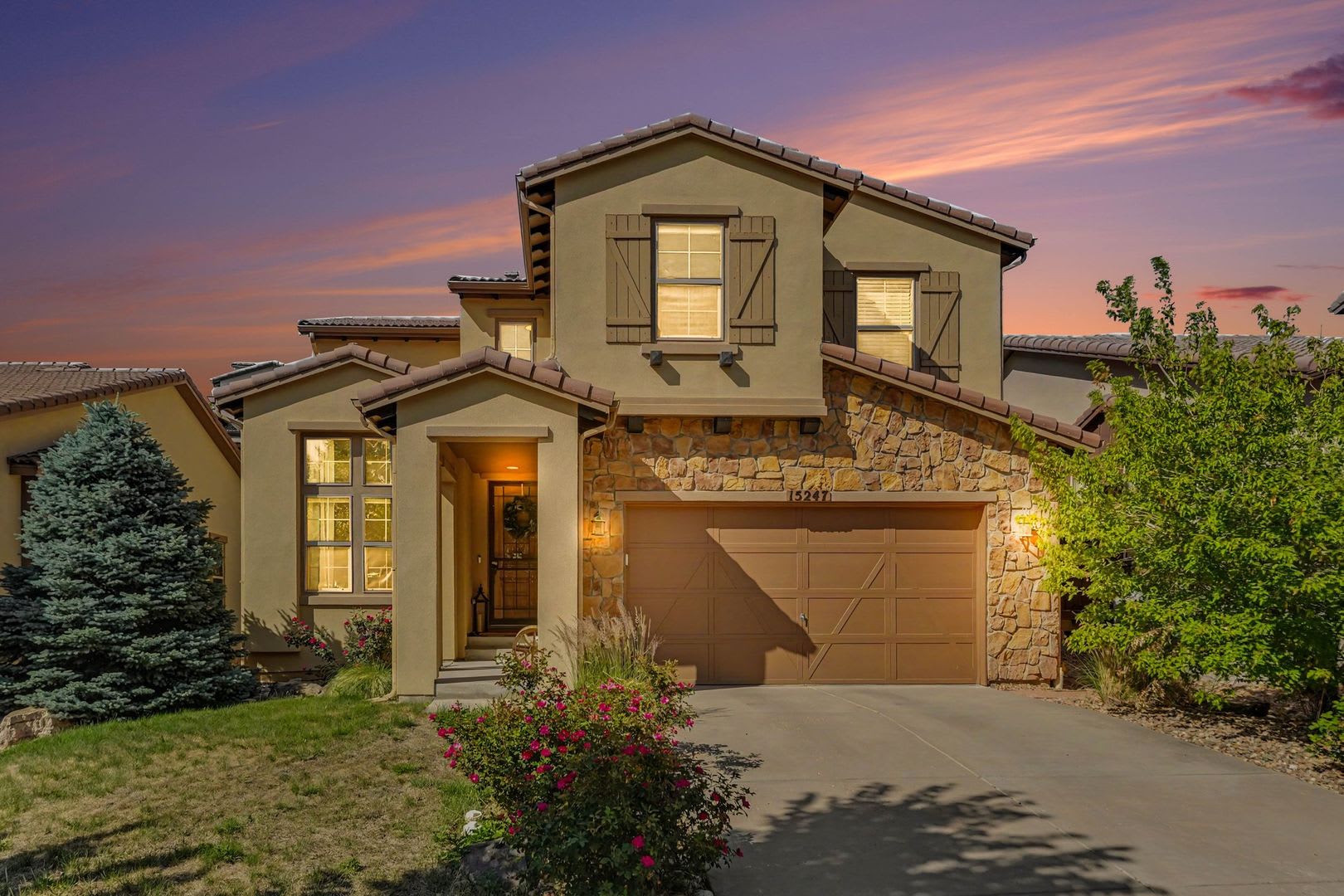 Live the Solterra Lifestyle in One of Lakewood's Most Coveted Communities! – photo 2