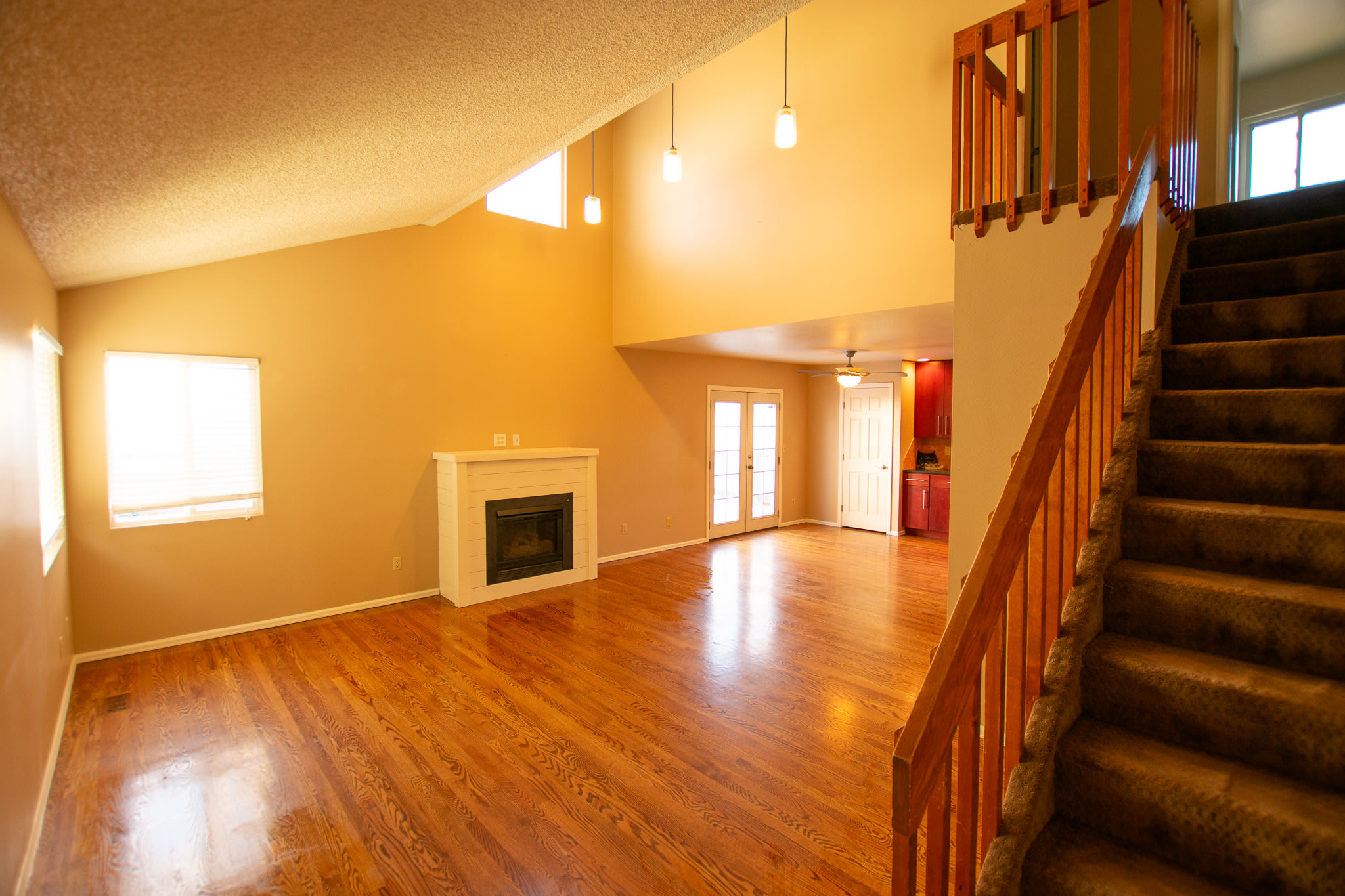 4585 Hennings Drive – photo 2