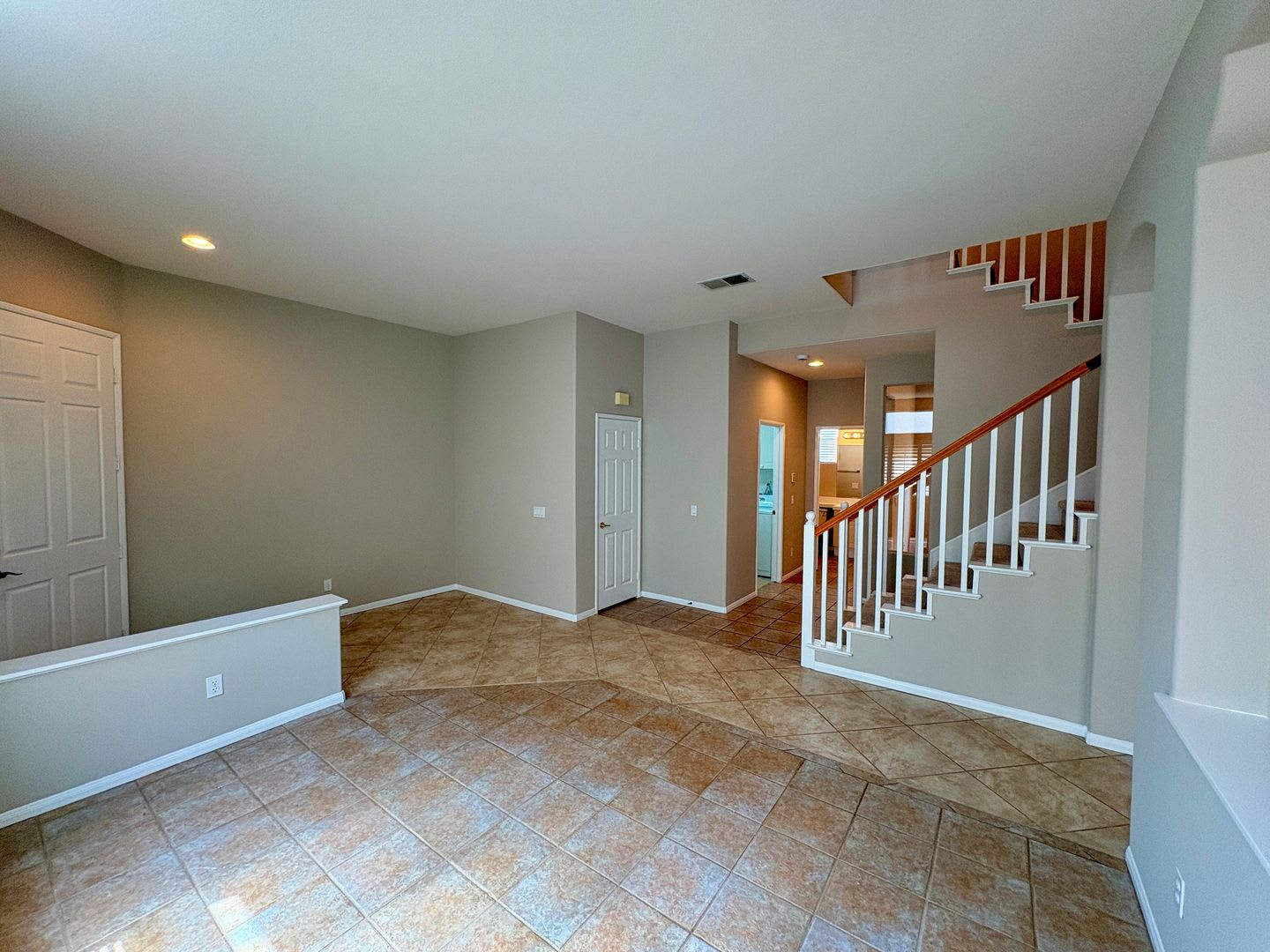 4 Bedroom Plus Office 3 Full Baths Home In Carmel Valley Near Shoppes And Entertainment – photo 3
