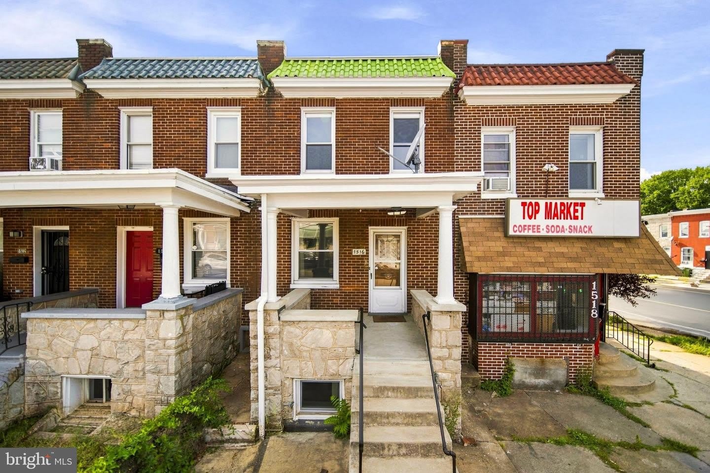 1516 N LUZERNE AVE – photo 2