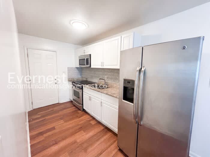 4527 Glade Road – photo 3