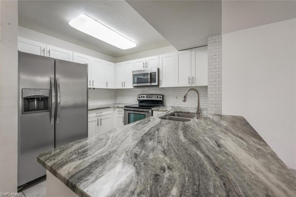 8244 Key Royal Cir – photo 1