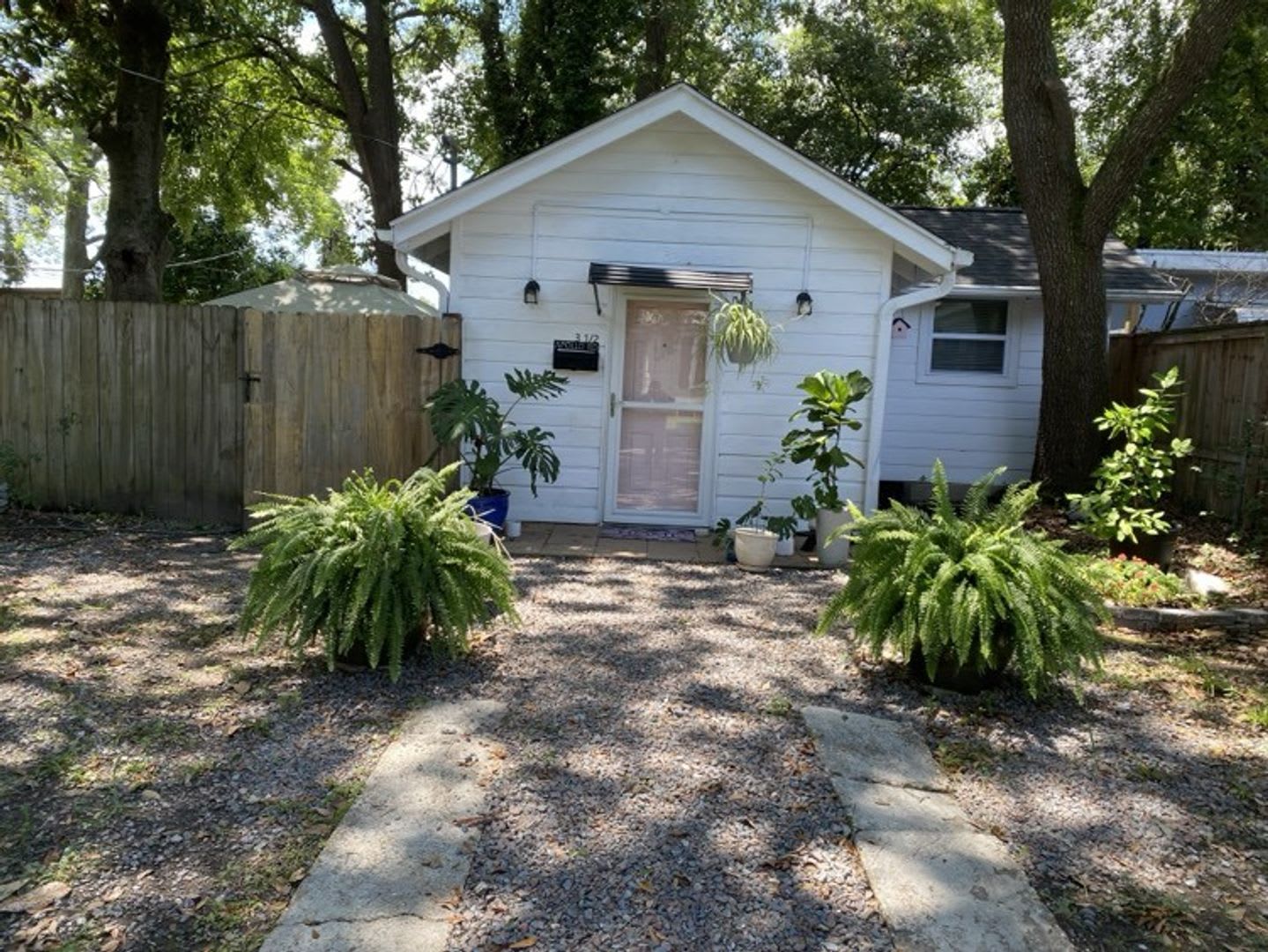 Charming Cottage For Long Term Rent Near Downtown Charleston Sc – photo 1