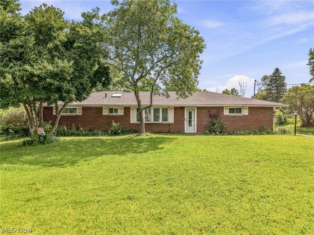 1428 Laurel Drive – photo 2