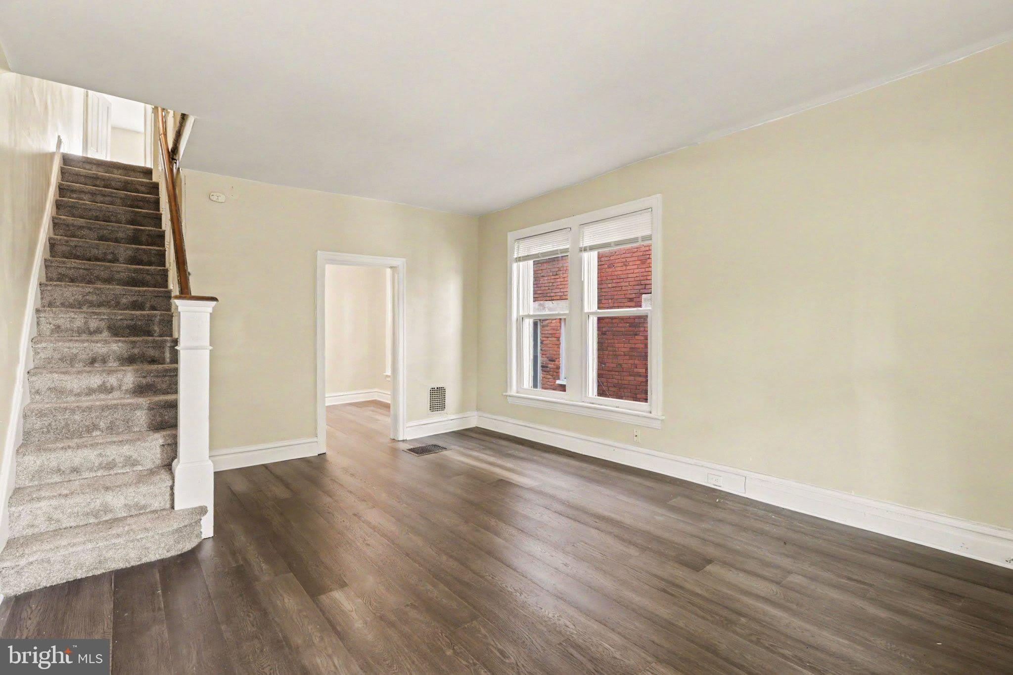 1851 SPENCER Street – photo 5