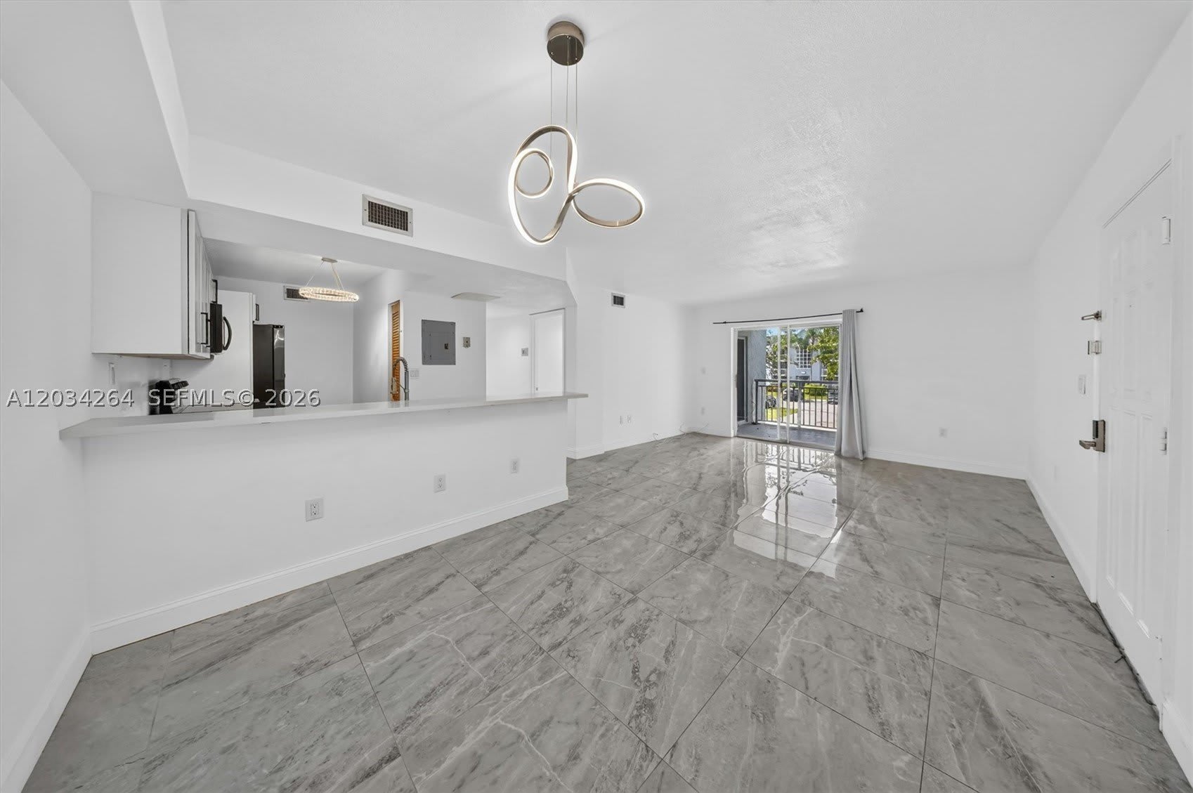 8540 Sw 212Th St – photo 5