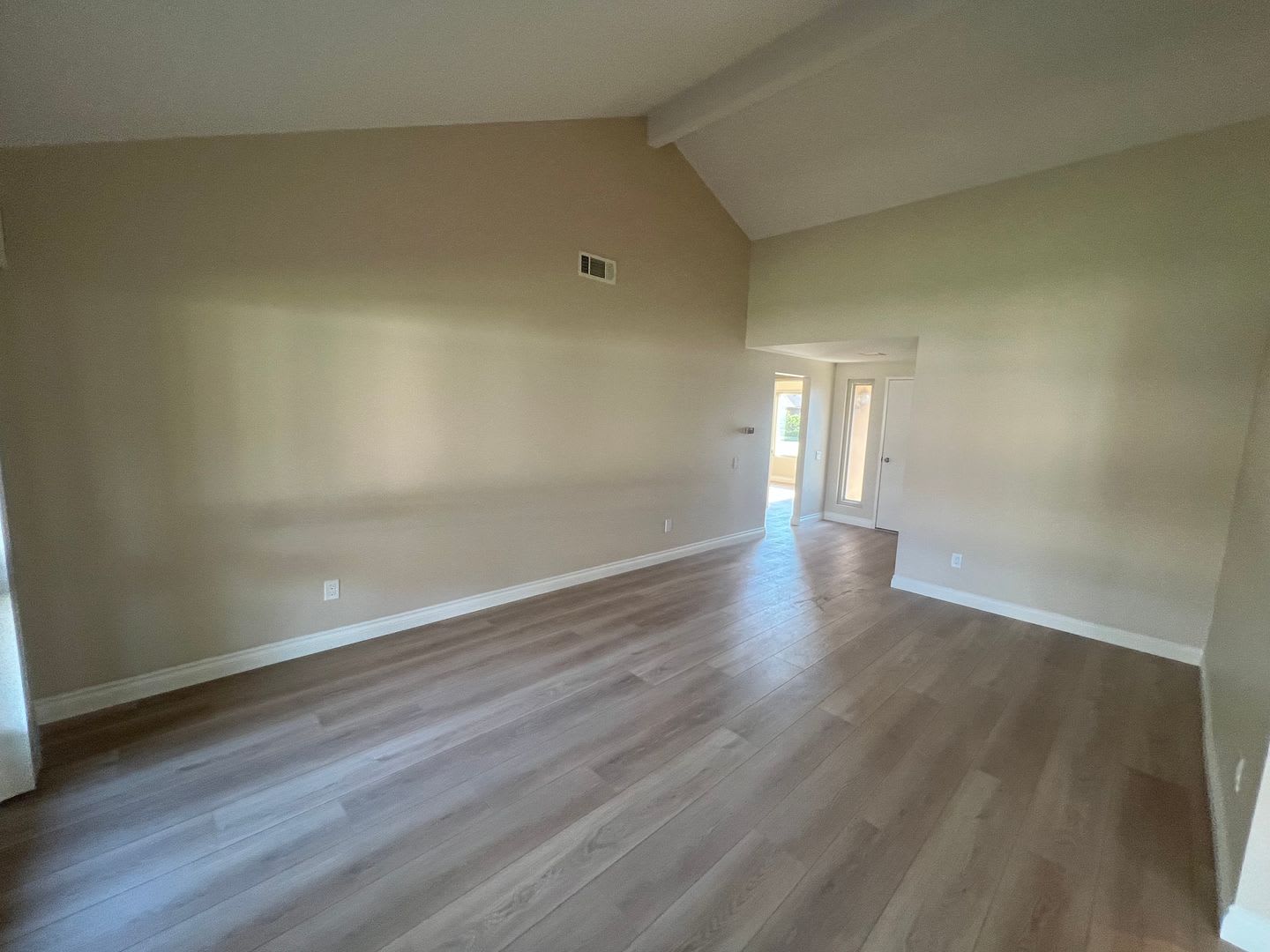 A Great Monterey for Rent – photo 3
