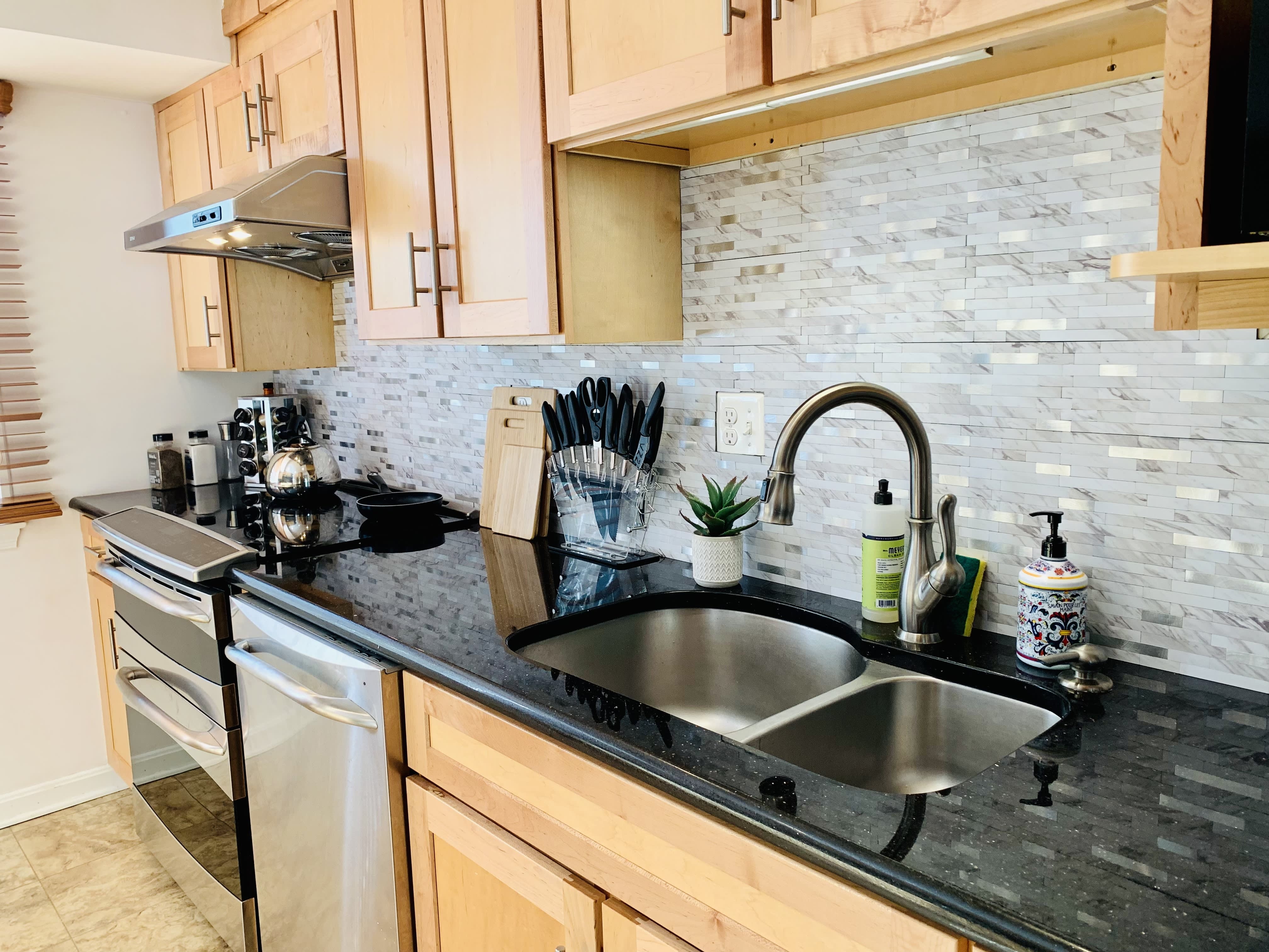 6 Grovepoint Ct – photo 4