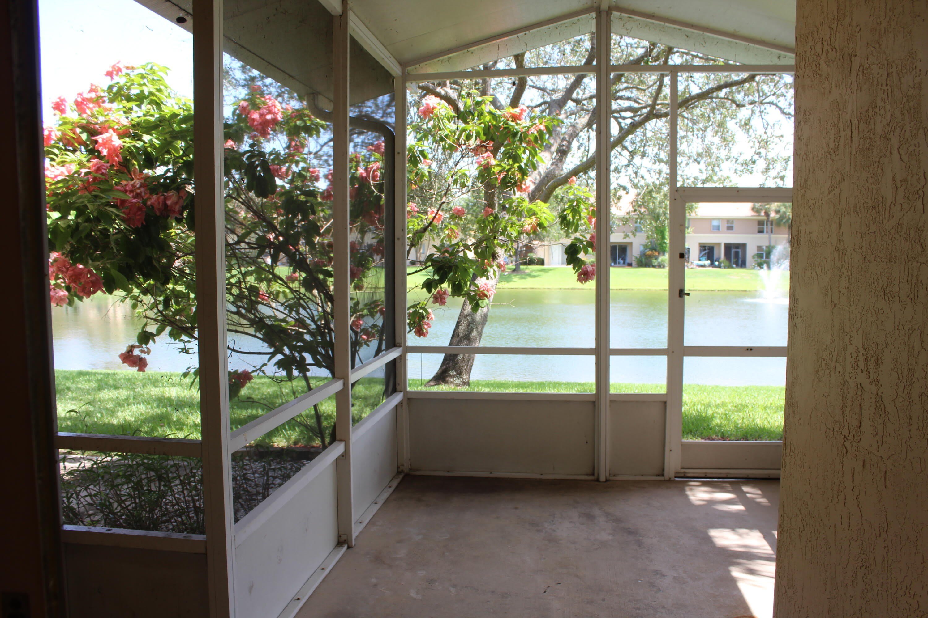 266 River Bluff Lane – photo 4