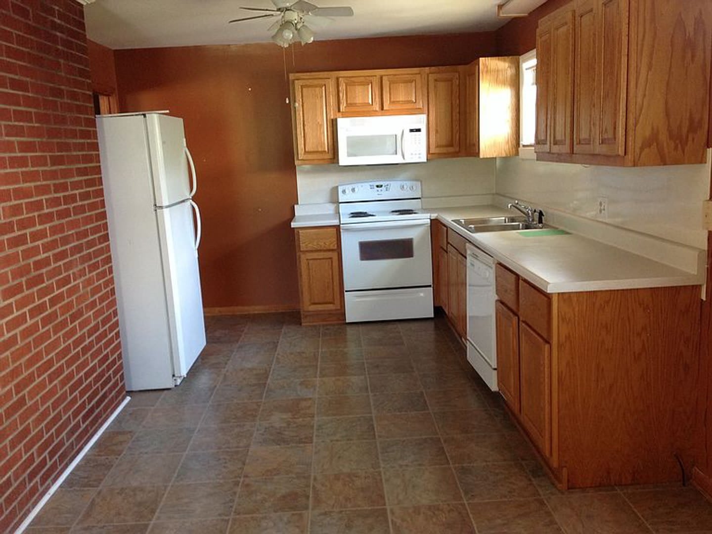 3 Bedroom 1 Bath House – photo 3