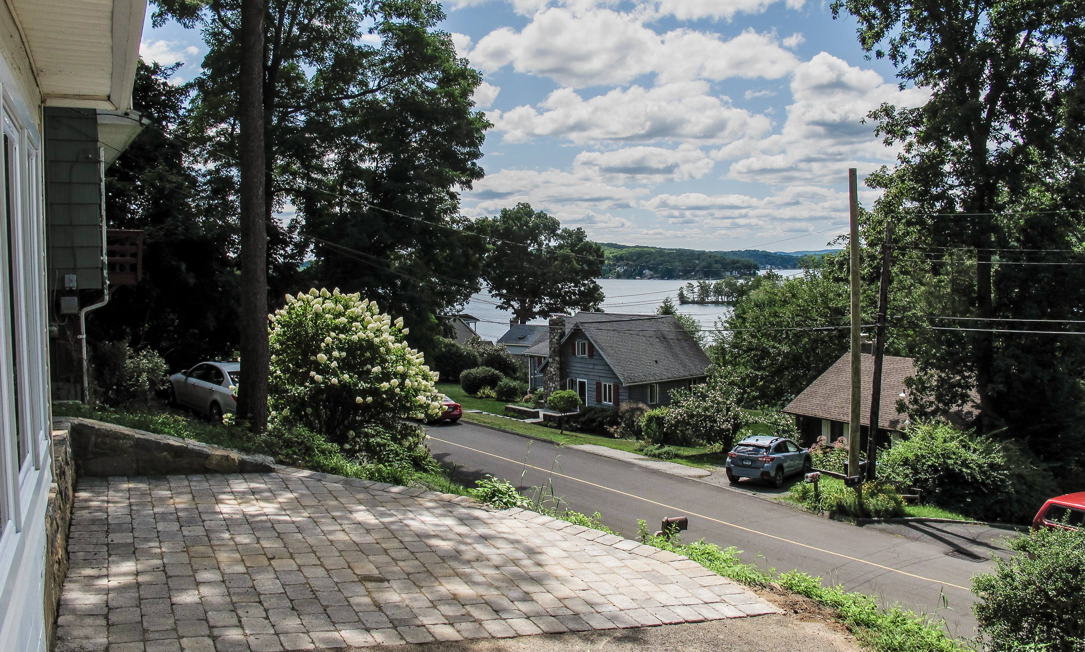 9 Longview Dr – photo 3