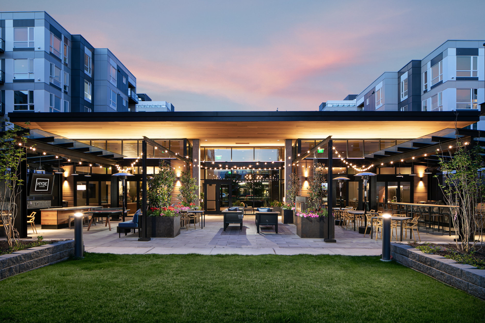 Hyde Square – photo 1