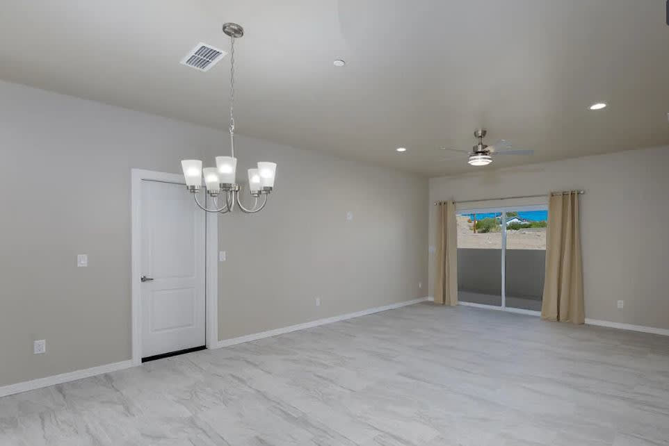 2860 Jamaica Boulevard South – photo 2