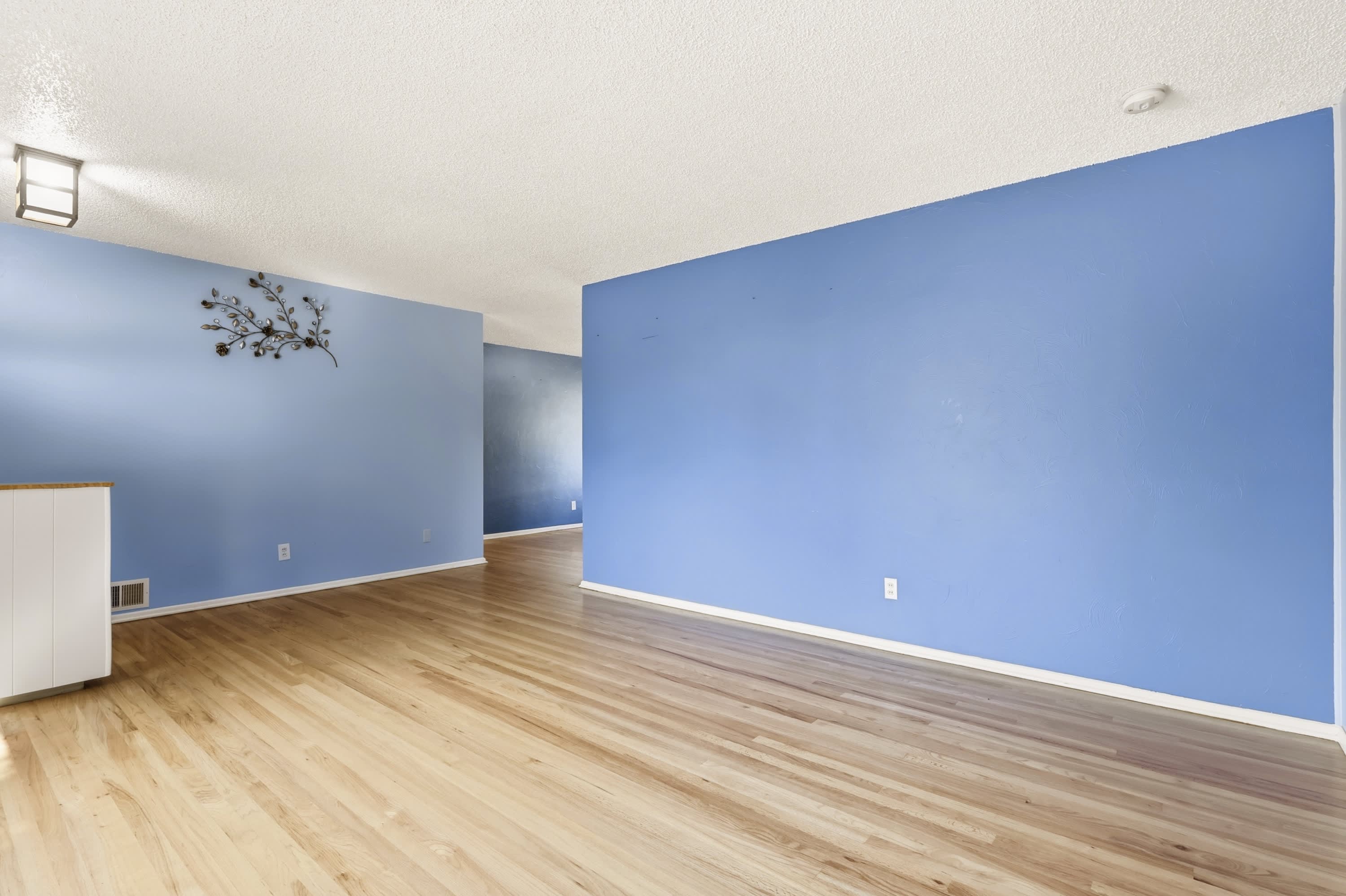 3705 West Eastman Avenue – photo 4