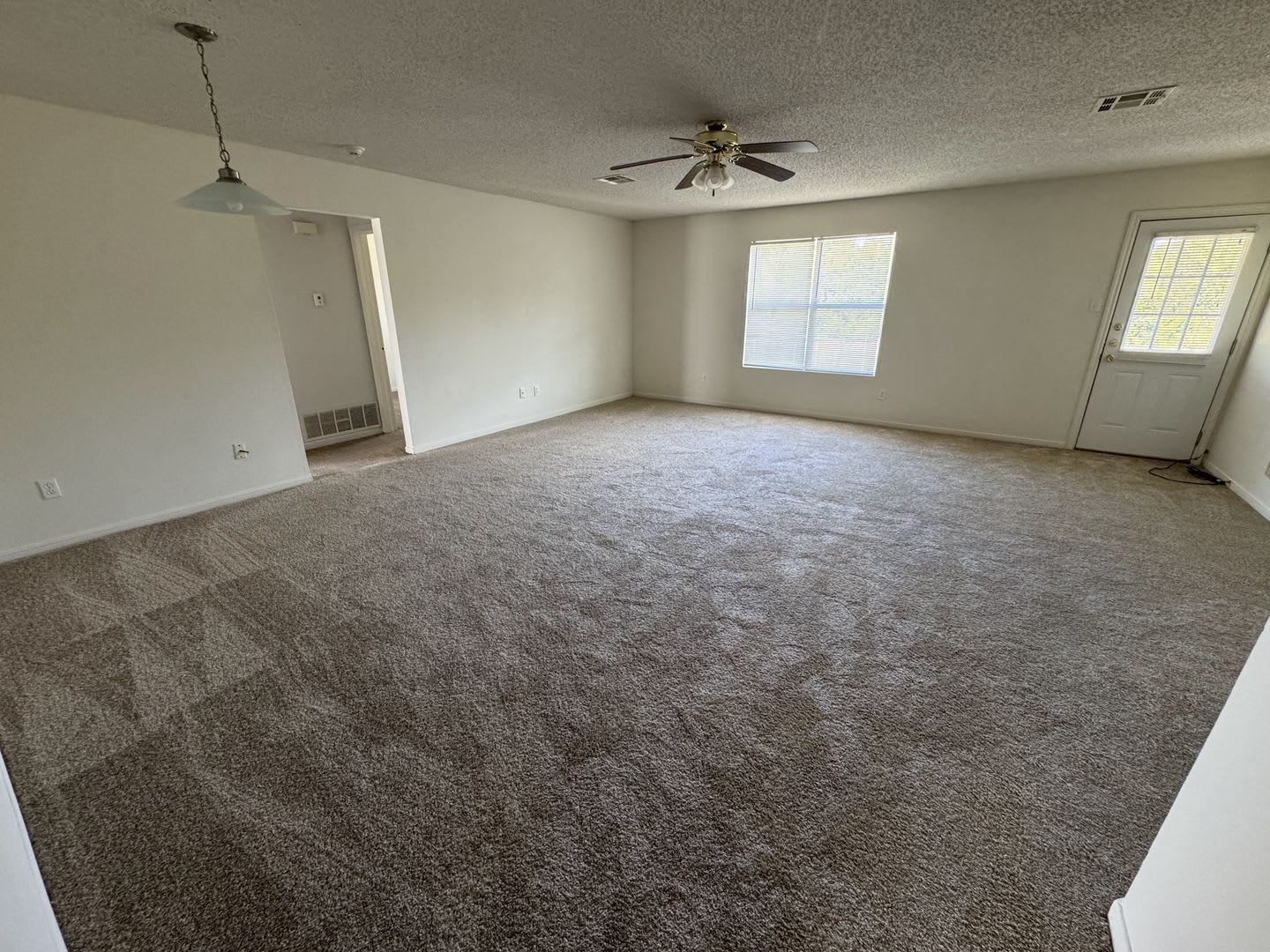 4-Bedroom House for Rent in Killeen – photo 5