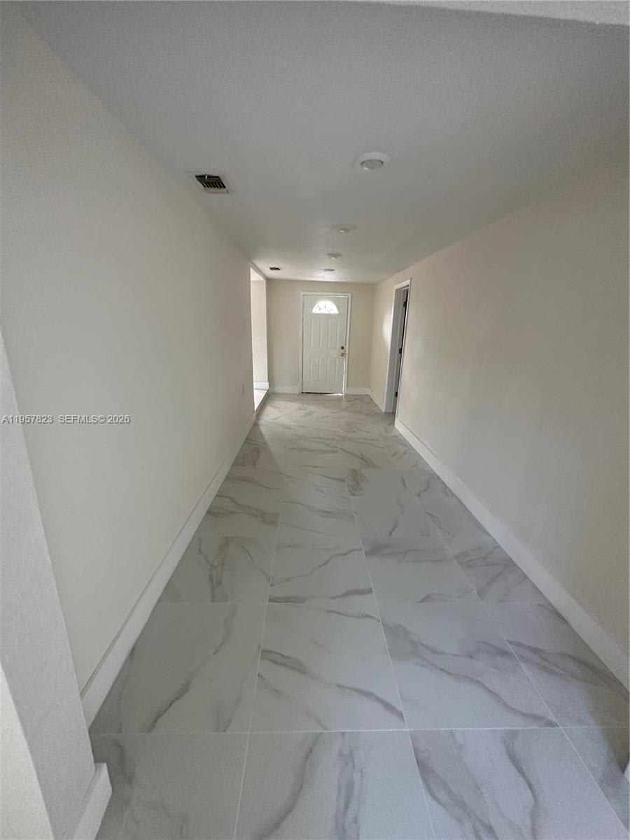 4541 SW 41st St – photo 2