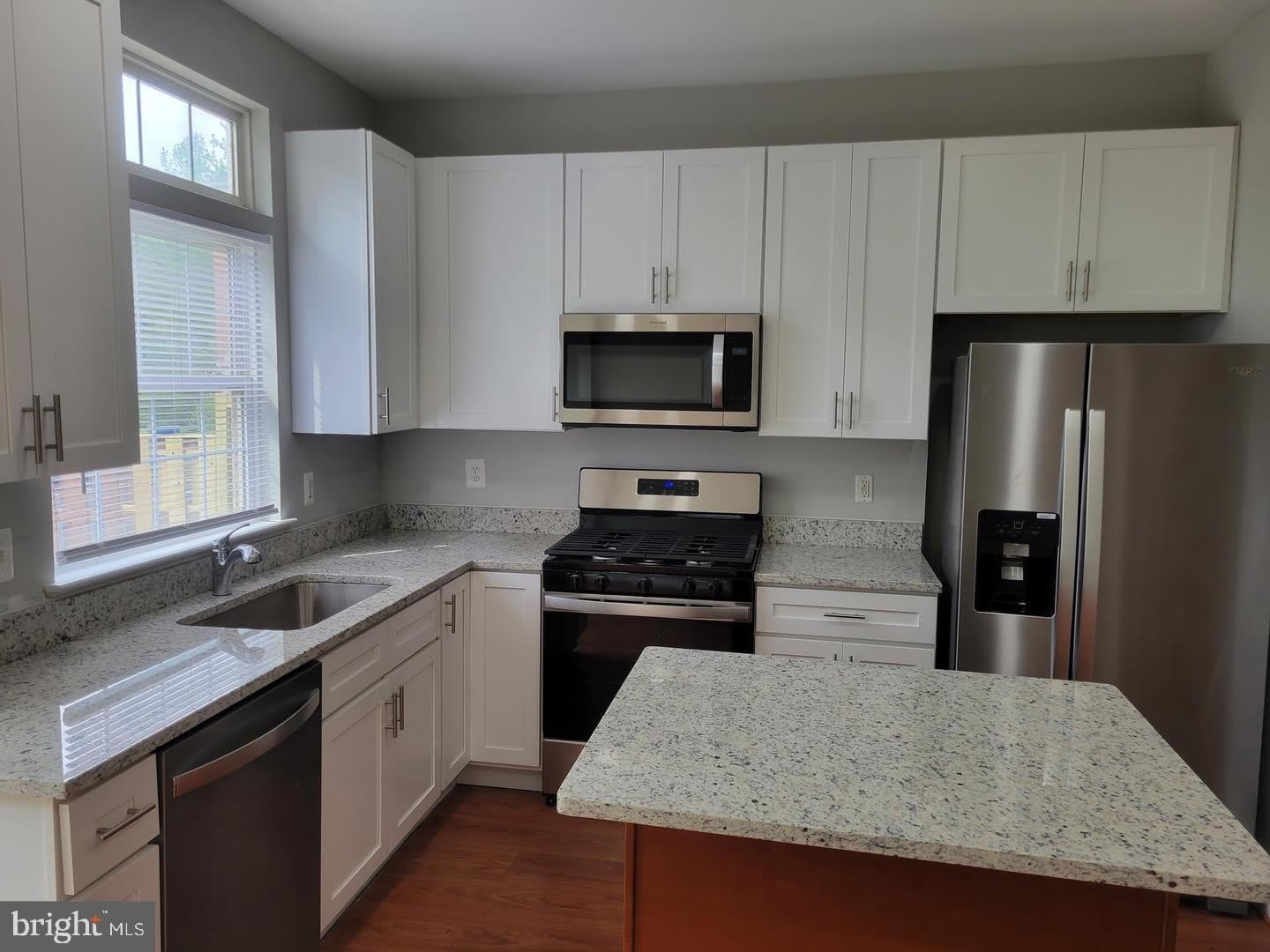 44189 LITCHFIELD Terrace – photo 3