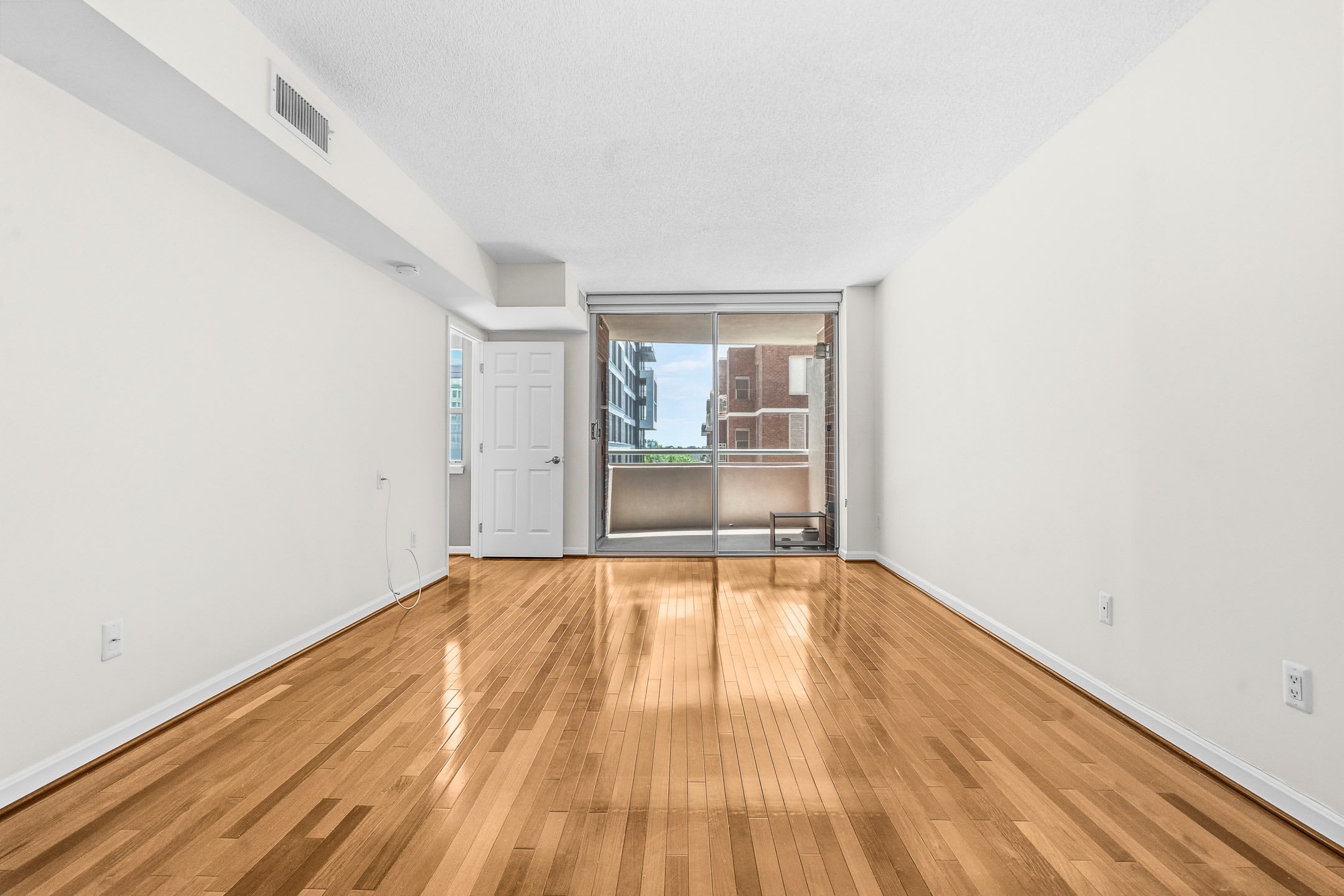 11990 Market St # DE421951WT – photo 1