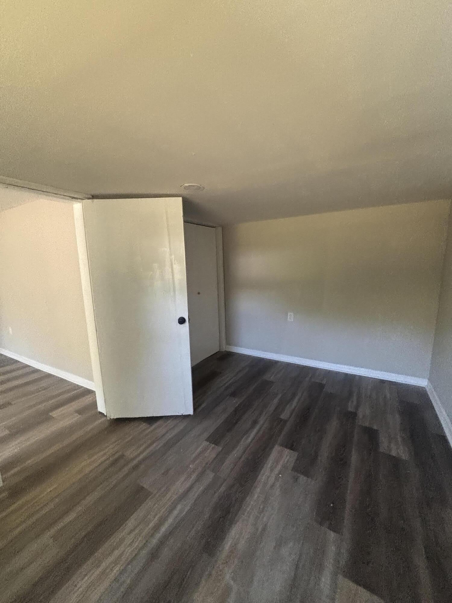1160 Aldrich Street NE – photo 5
