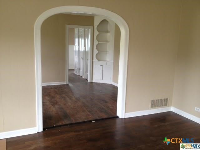 222 S Hickory Avenue – photo 5