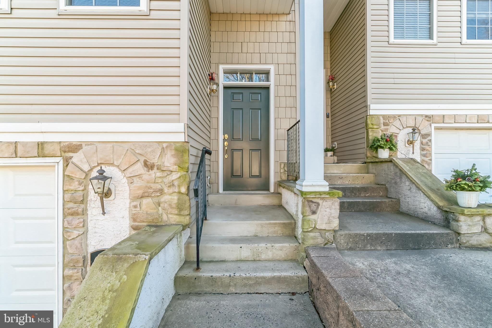 487 FORT HILL Circle – photo 4