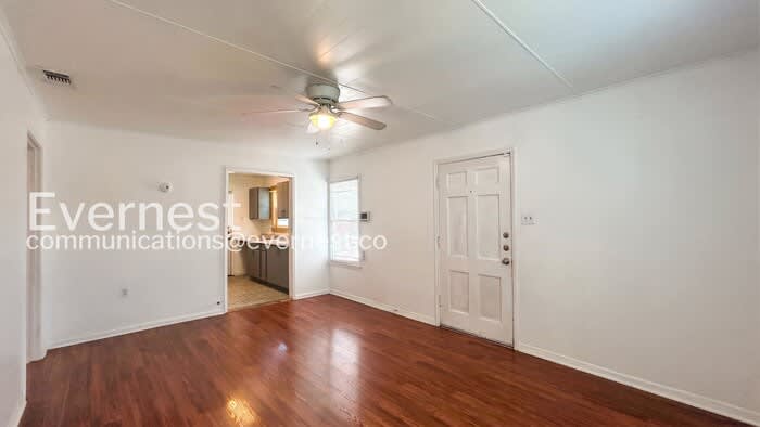 118 Cravens Avenue – photo 4