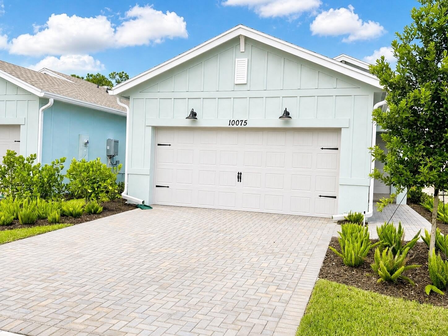 10075 Dreamweaver Road – photo 2