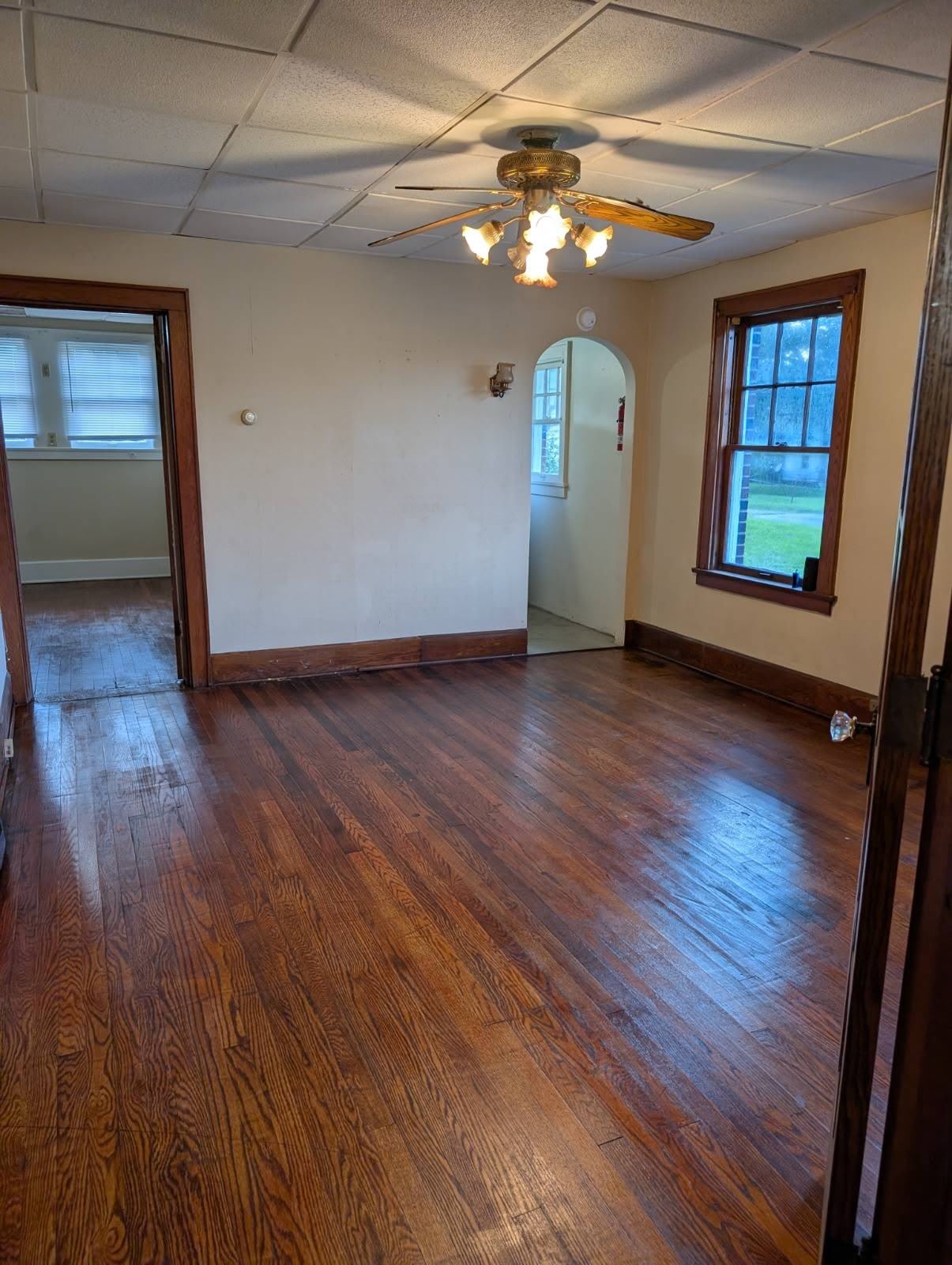 539 S Arch Ave – photo 4