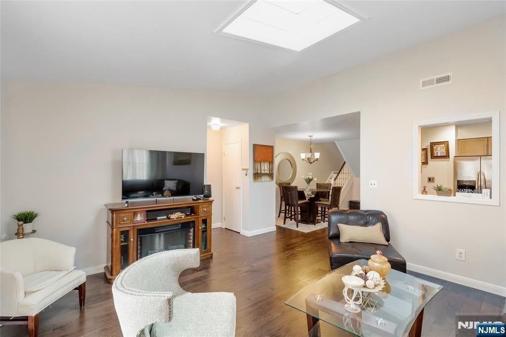 6405 Liberty Avenue – photo 2
