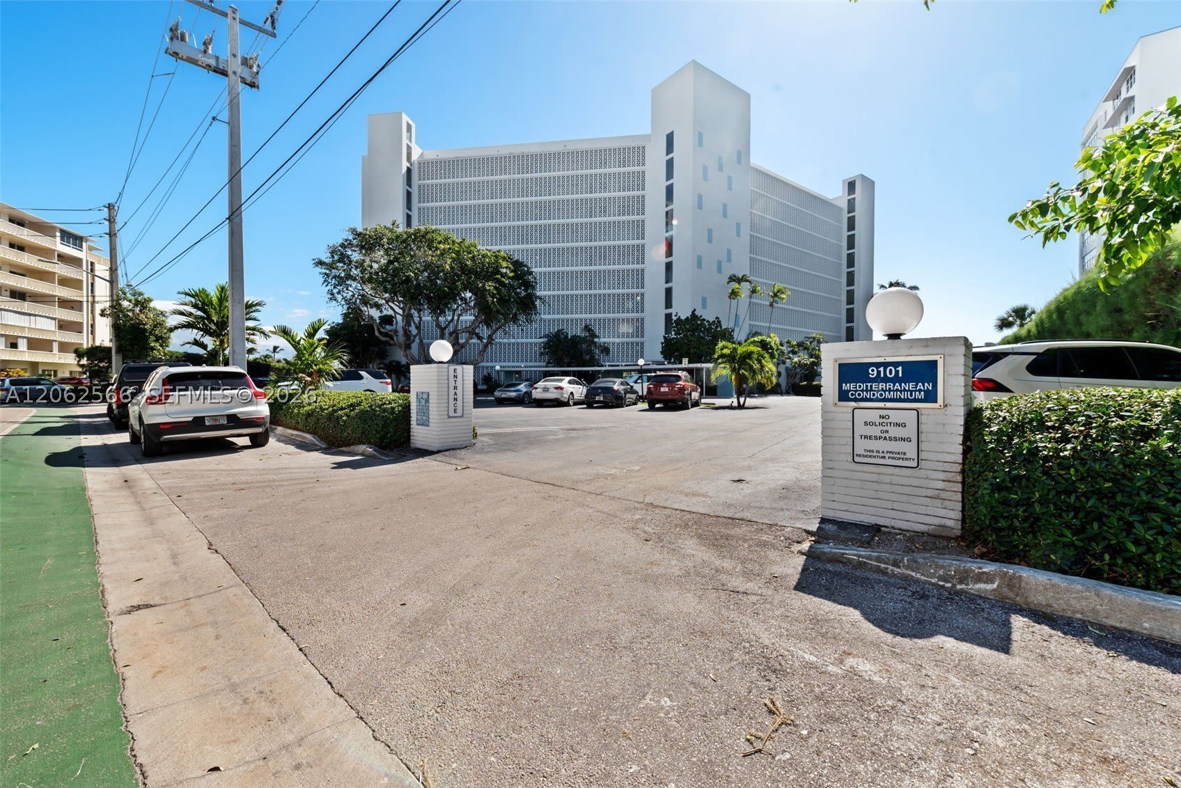 9101 E Bay Harbor Dr – photo 2