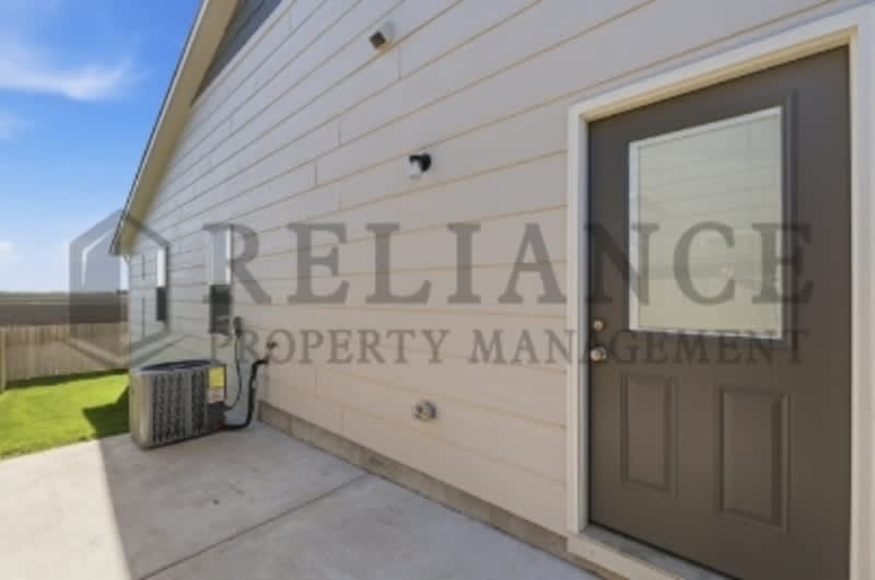 2420 South Wheatland Street – photo 3