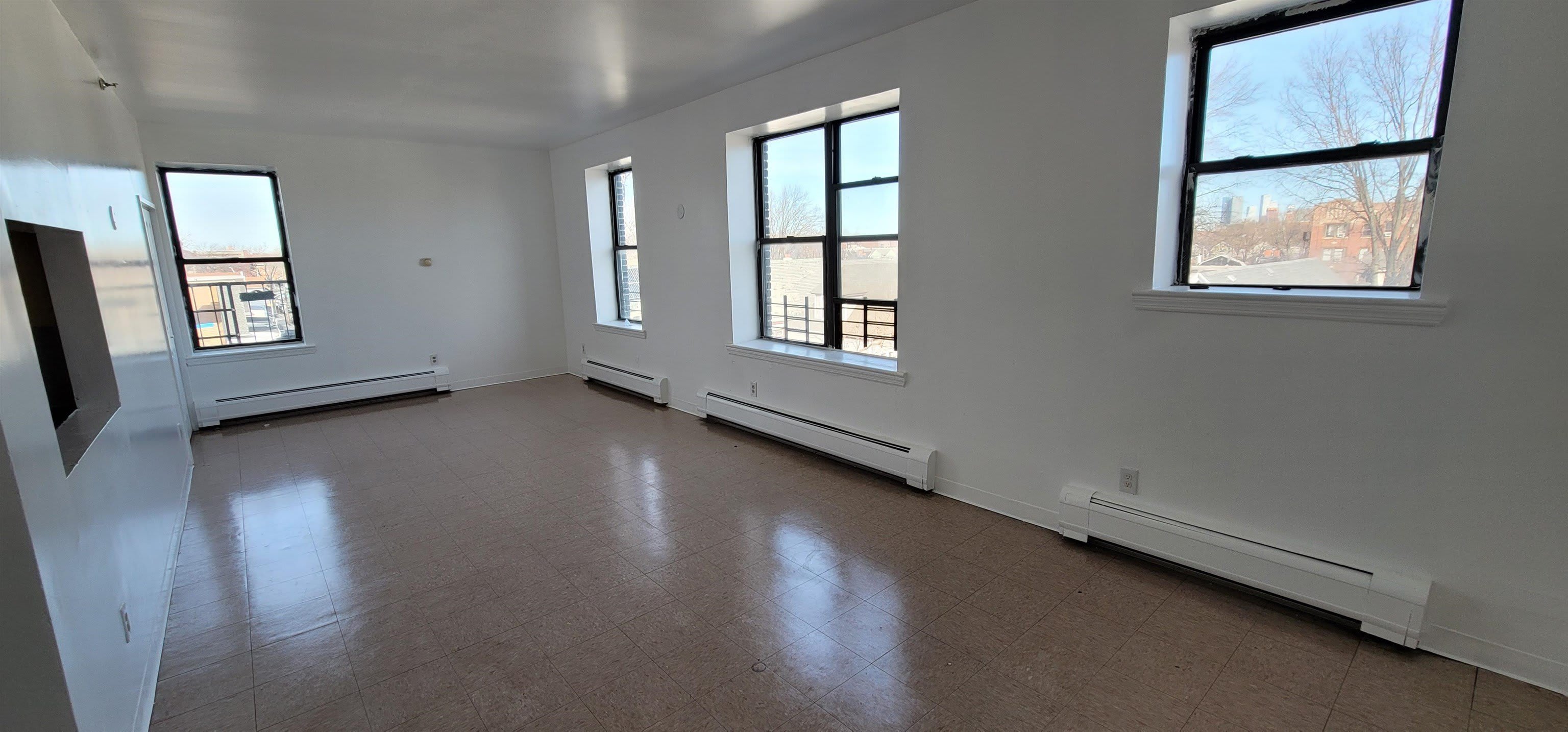 99 RUTGERS AVE – photo 3