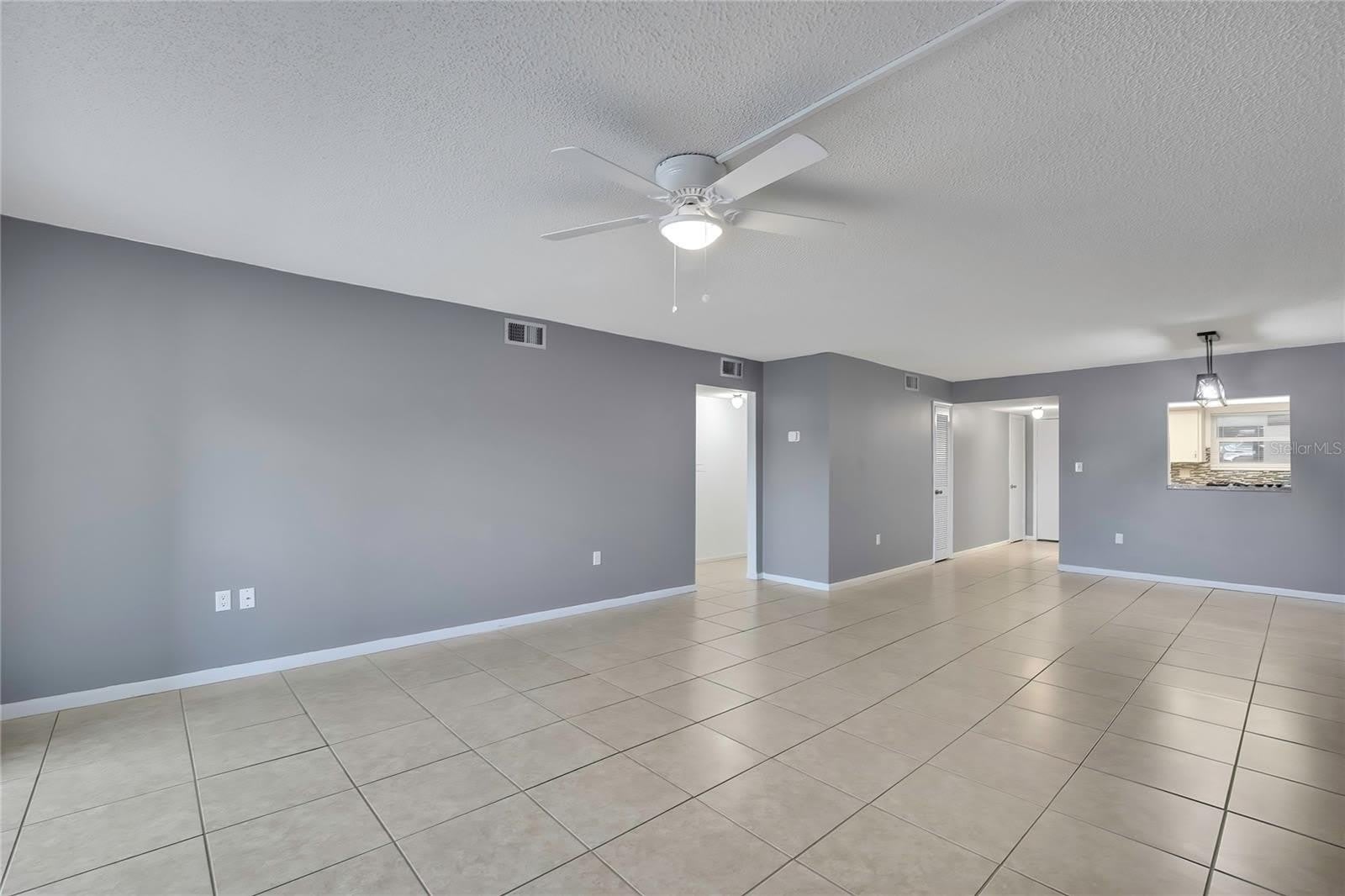 4452 GARNET Drive – photo 2