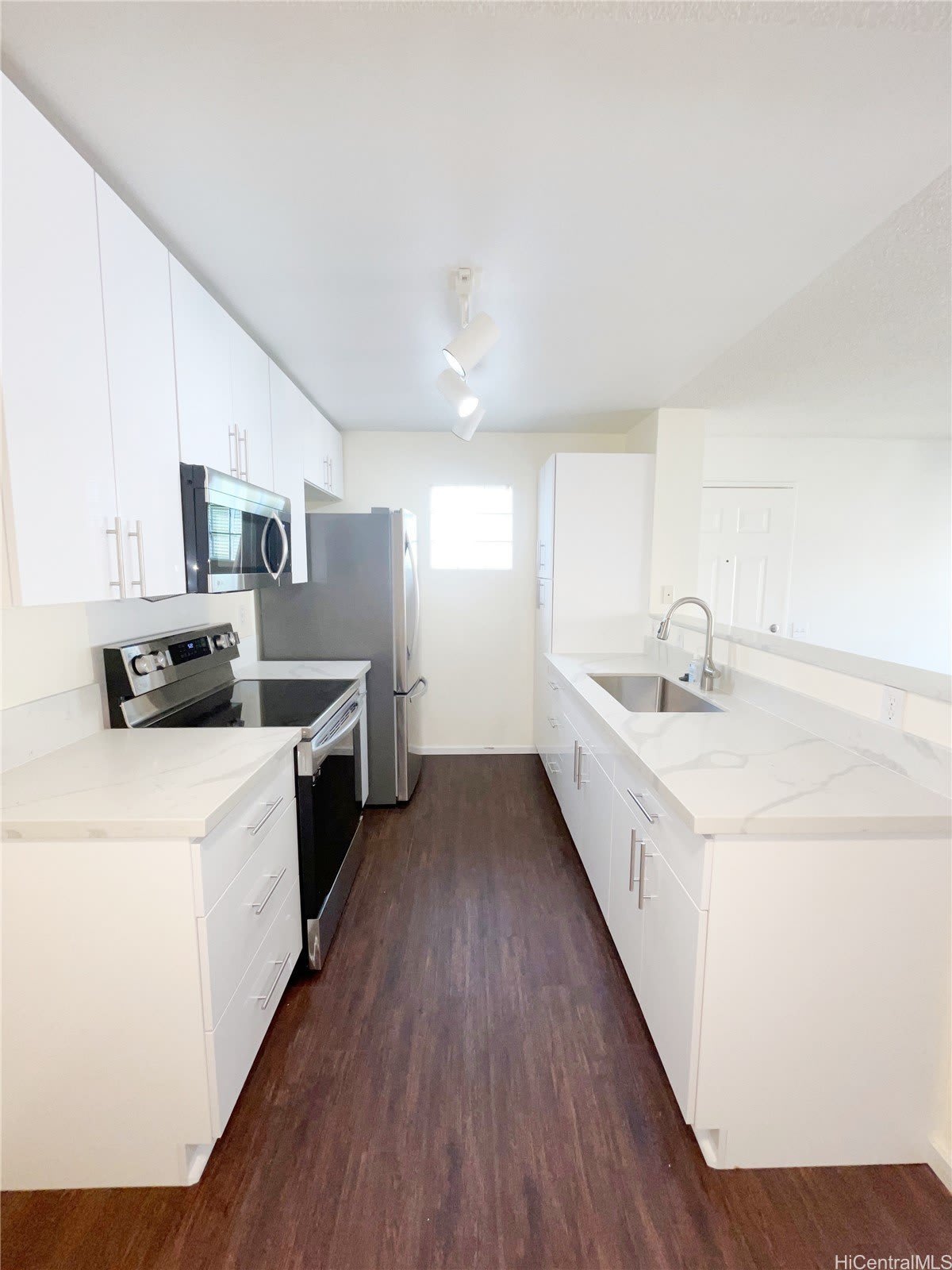 91-1203 Kaneana Street – photo 2