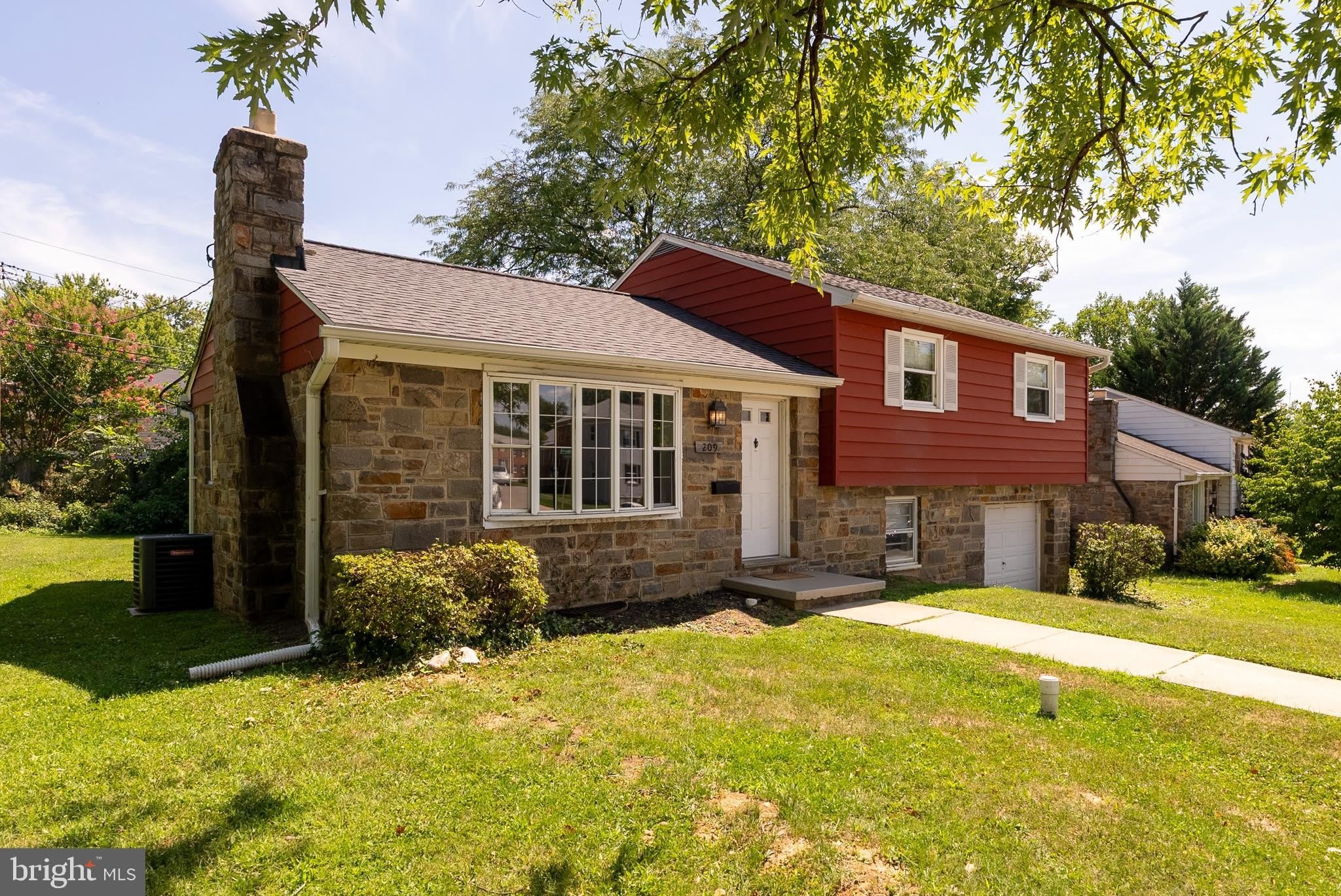 209 GARDEN Road – photo 2