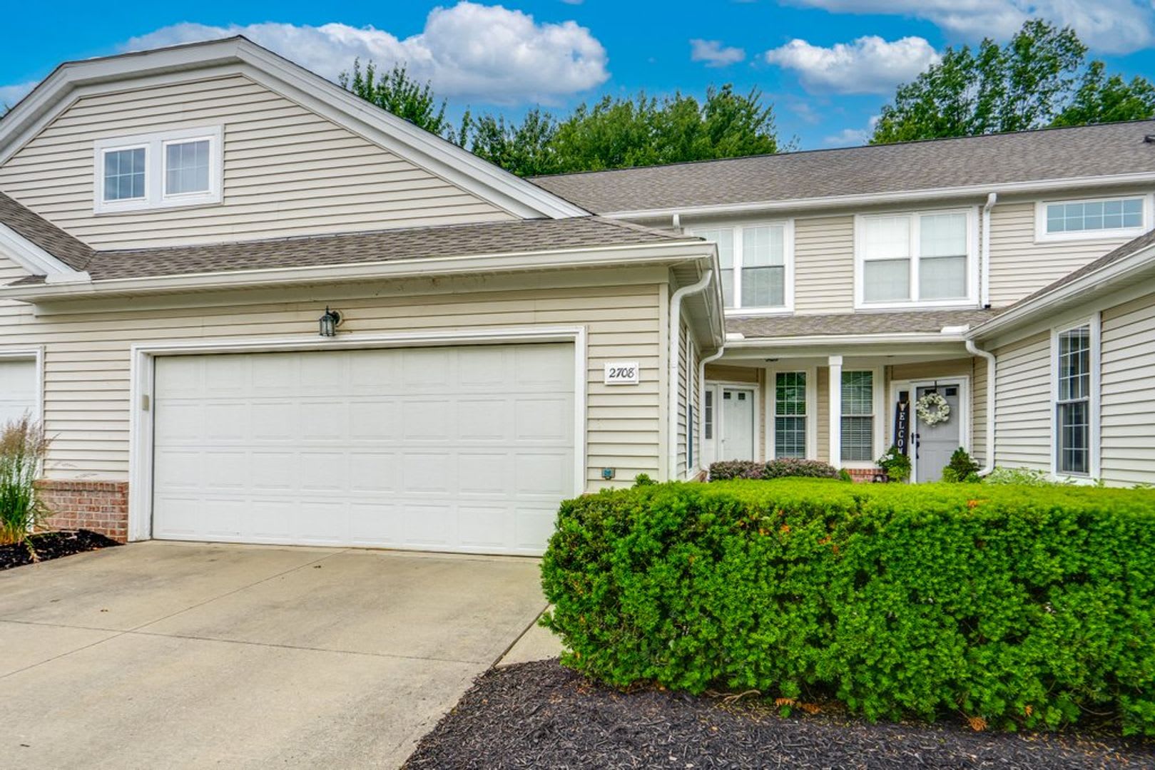 Move In Ready – photo 1