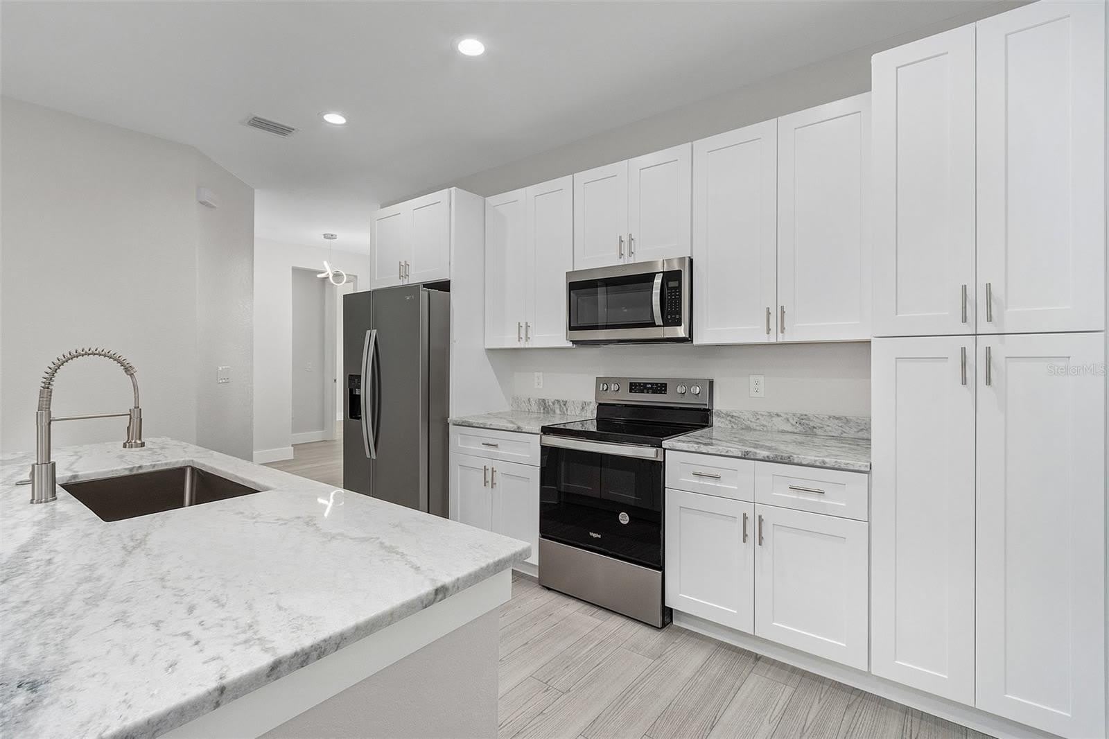 26221 Sandhill Boulevard – photo 3
