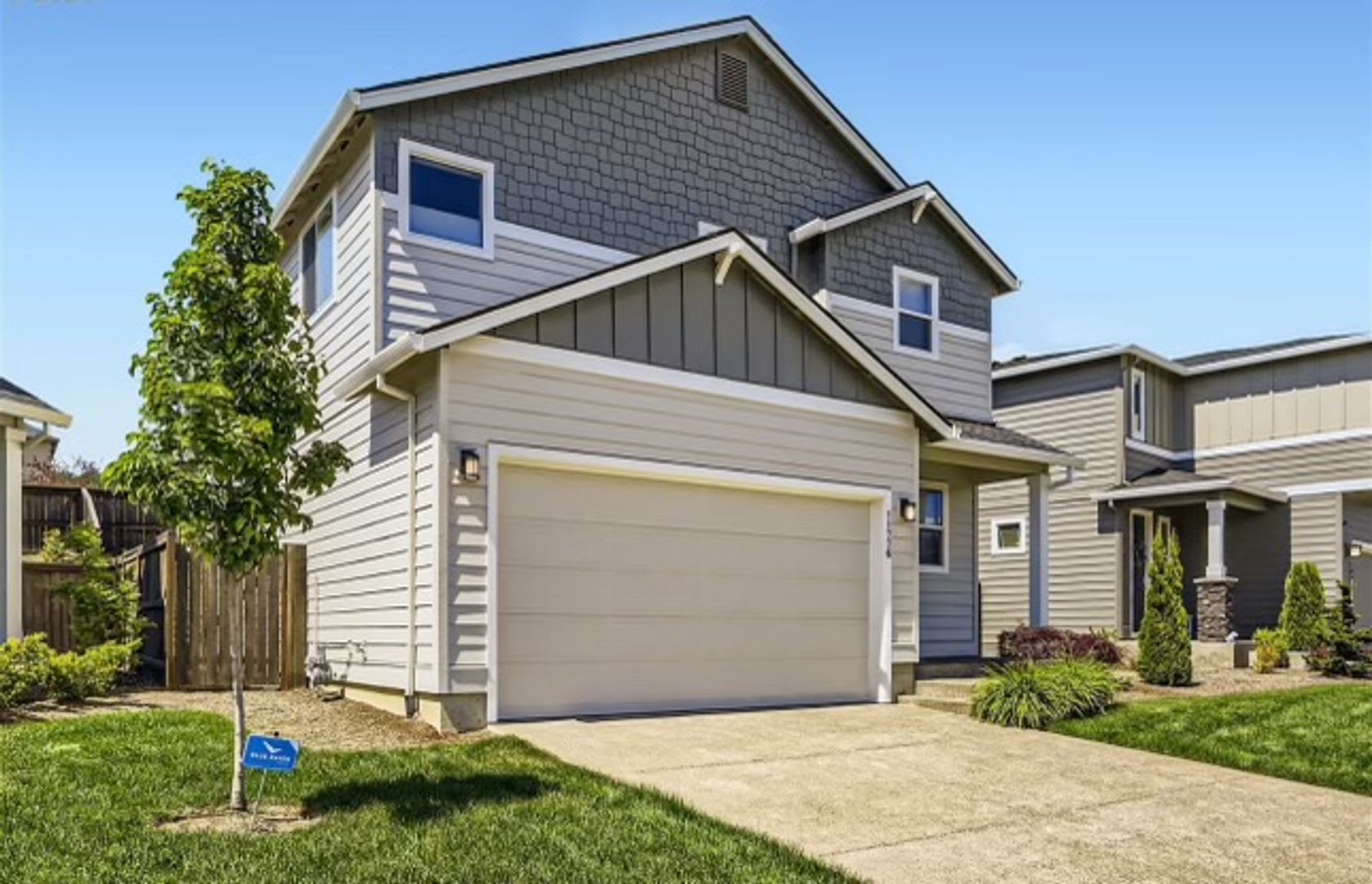 Happy Valley Home in Pleasant Valley Villages – photo 2