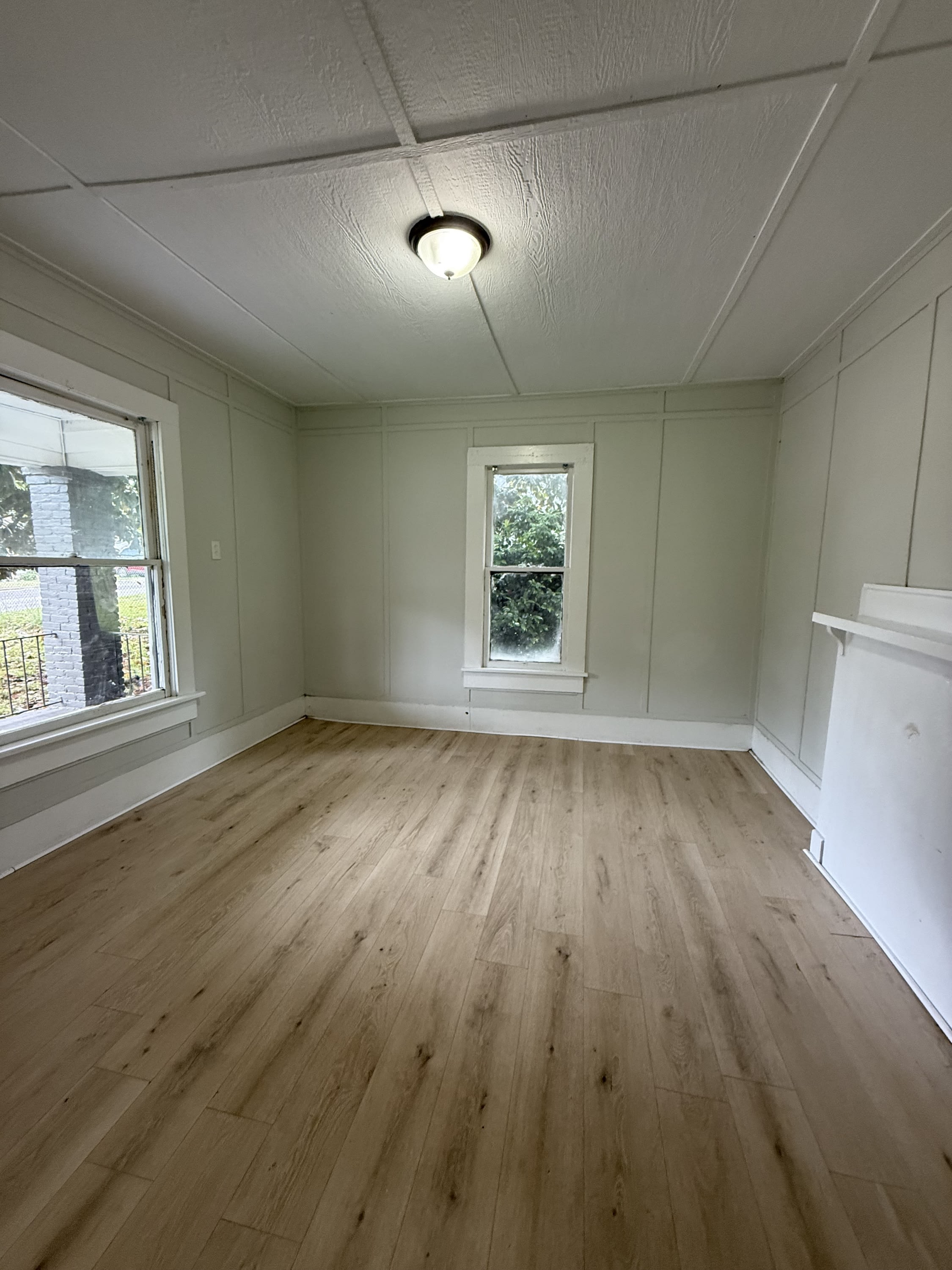 528 Oregon Street – photo 4