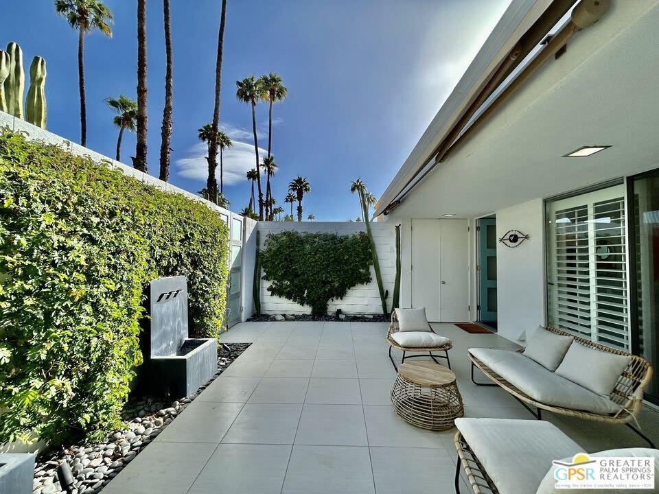 306 Desert Lakes Dr – photo 4