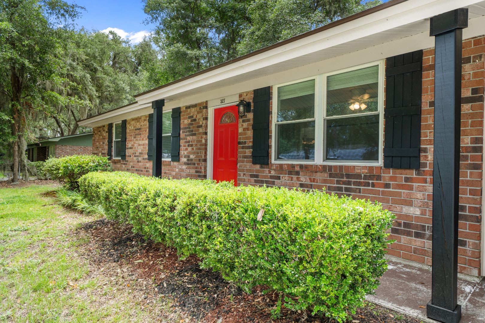 Southside Savannah Gem – 4BR Home in Windsor Forest with Sunroom & Patio – photo 5