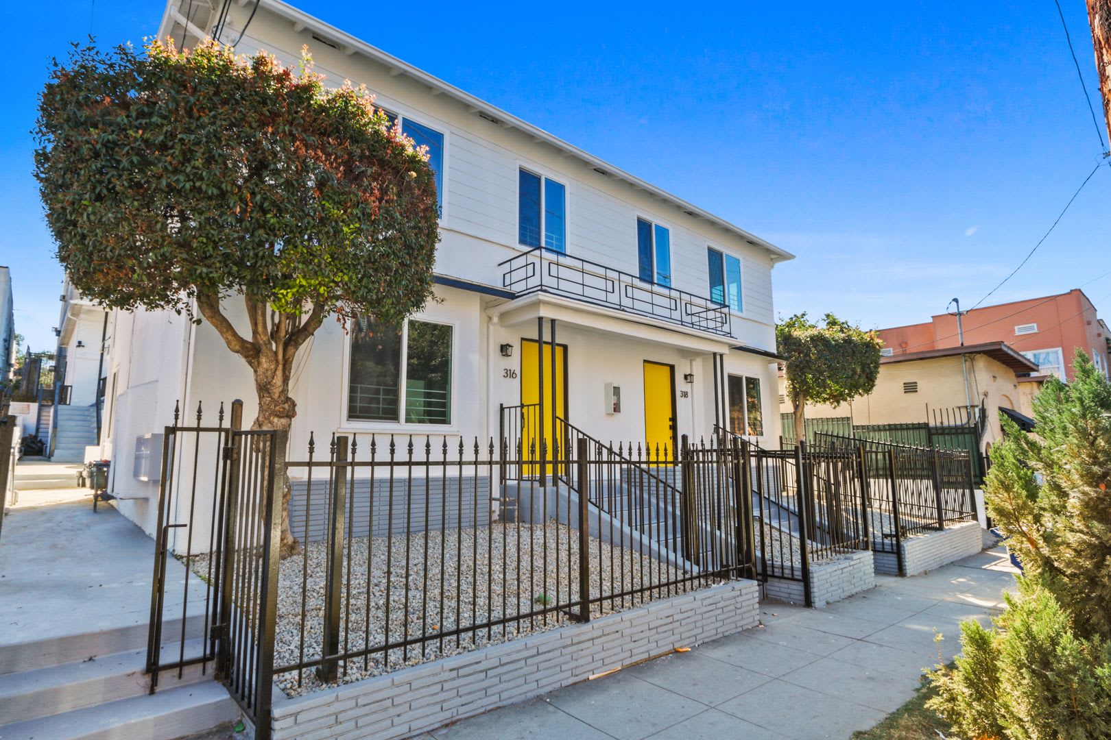 318 Columbia Ave – photo 1