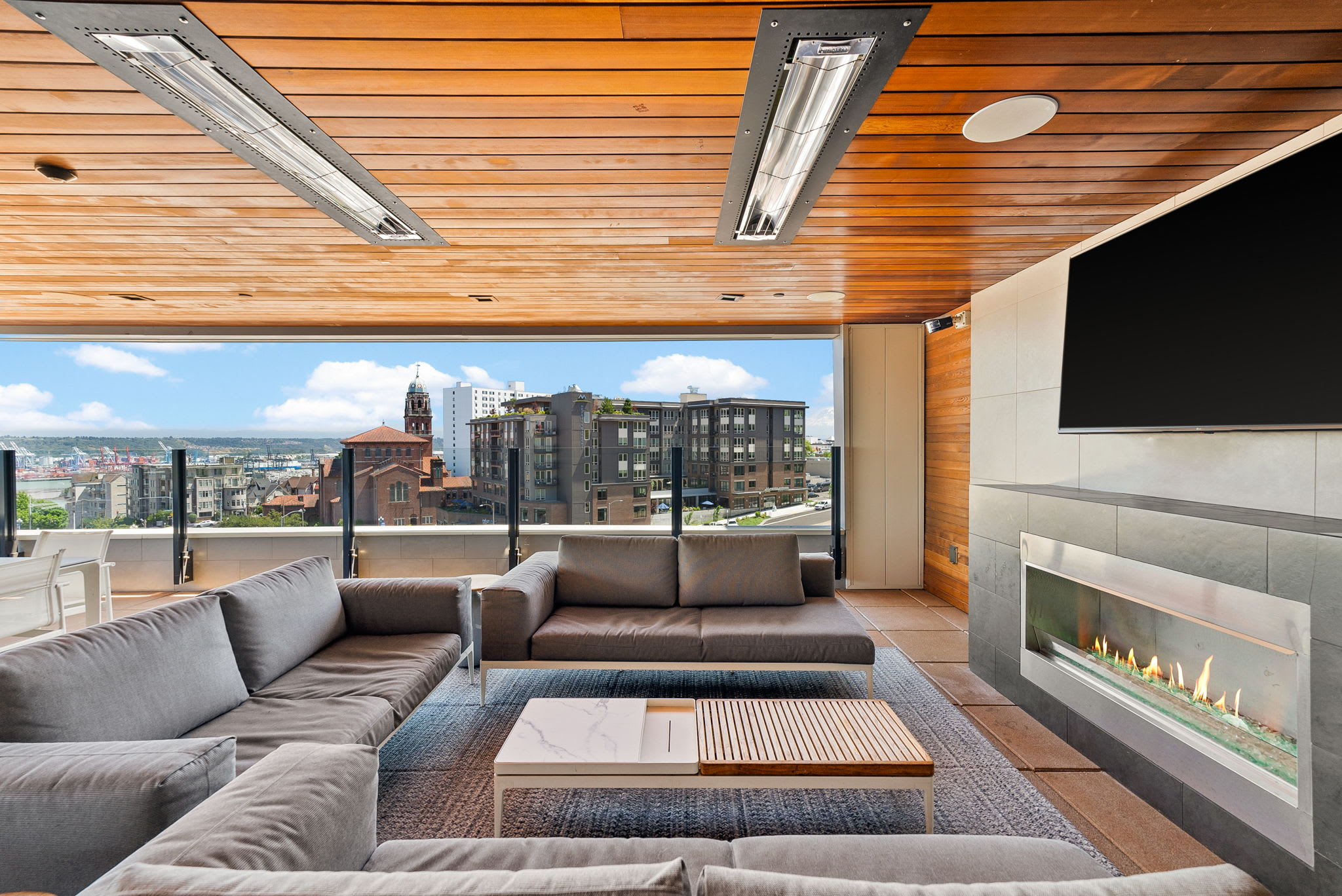 The Stadium Apartments – photo 2