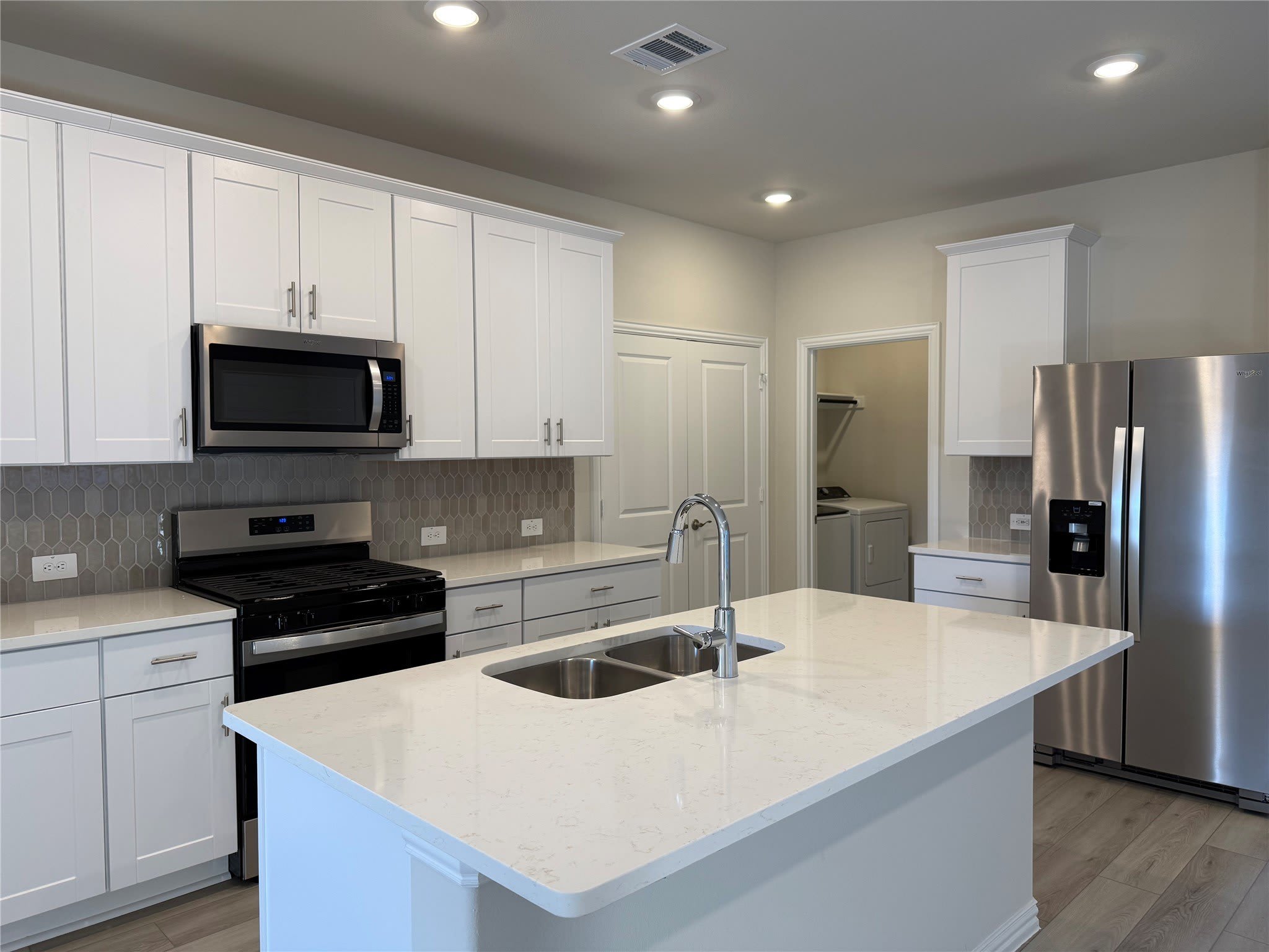 1736 Arches Road – photo 3