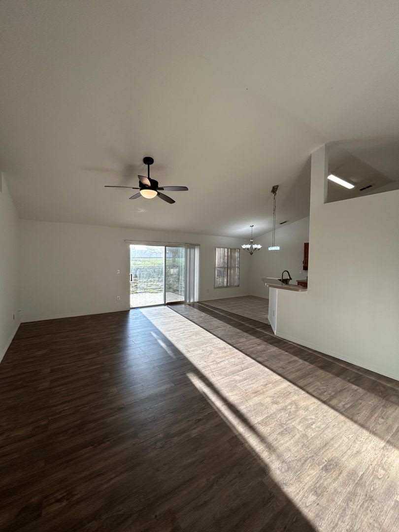 3 Bedroom Home In Windscape Clermont Open Floor Plan 2 Car Garage – photo 5