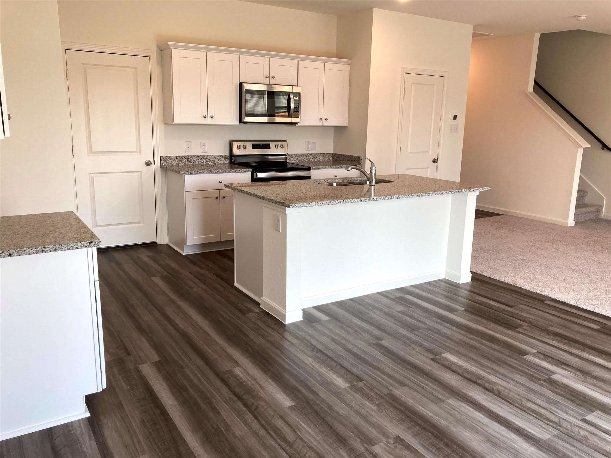 311 Madison Way – photo 3