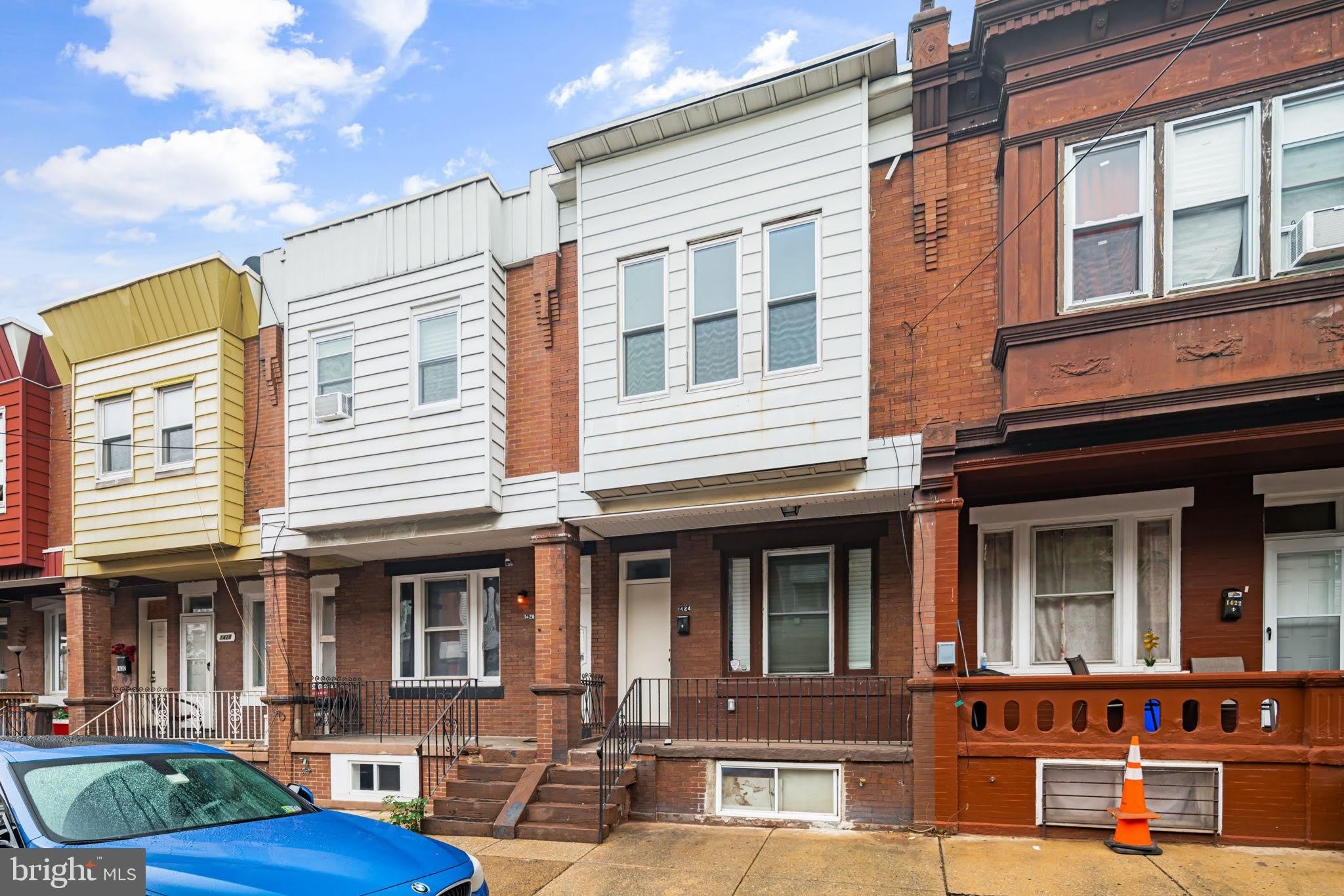 1424 S MARSTON Street – photo 2